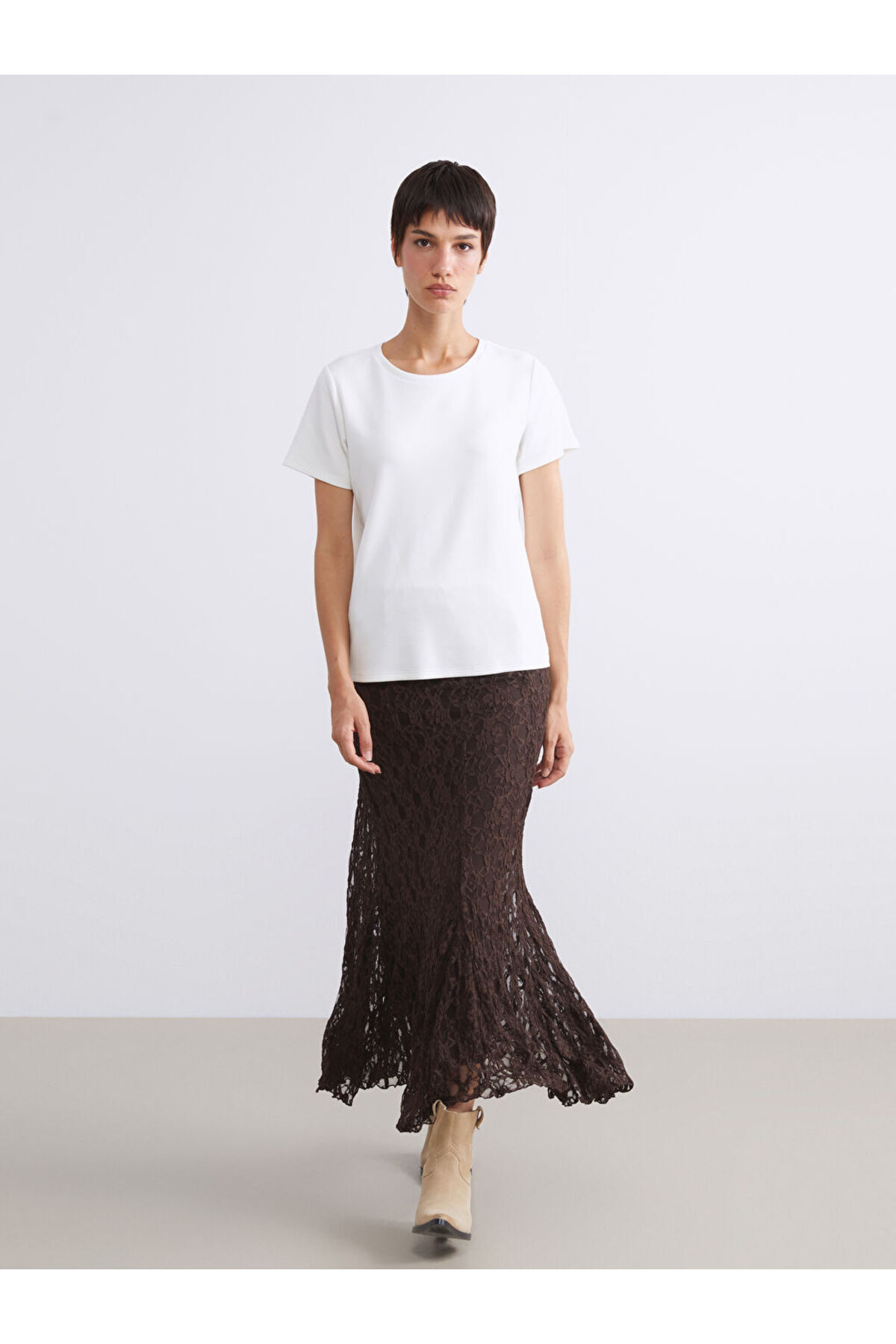 LC Waikiki-Sparkling Selections from Shining Store |   Elastic Waist Openwork Crochet Skirt 1