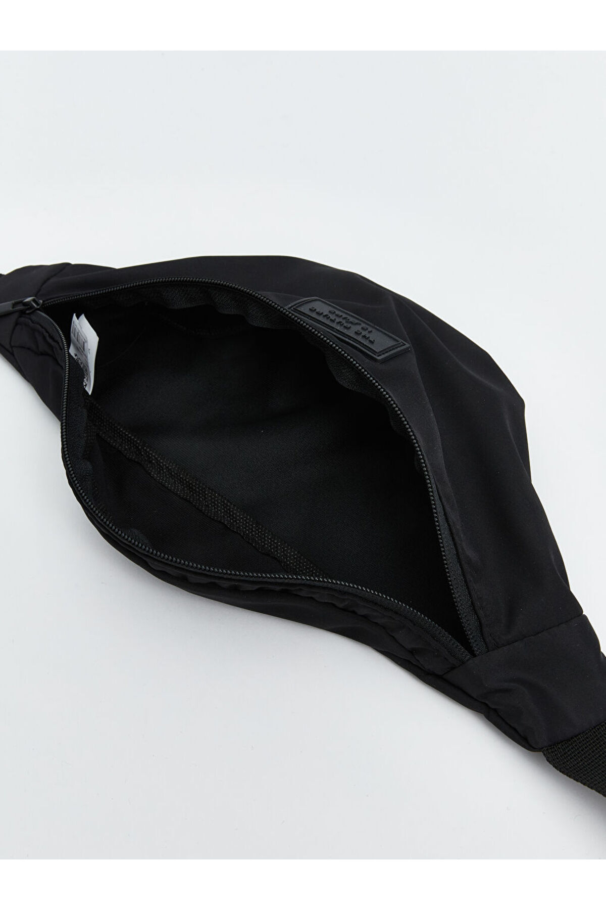 LC Waikiki-Create Your Style with Uzg Store |   Men's Waist Bag with Zipper 3