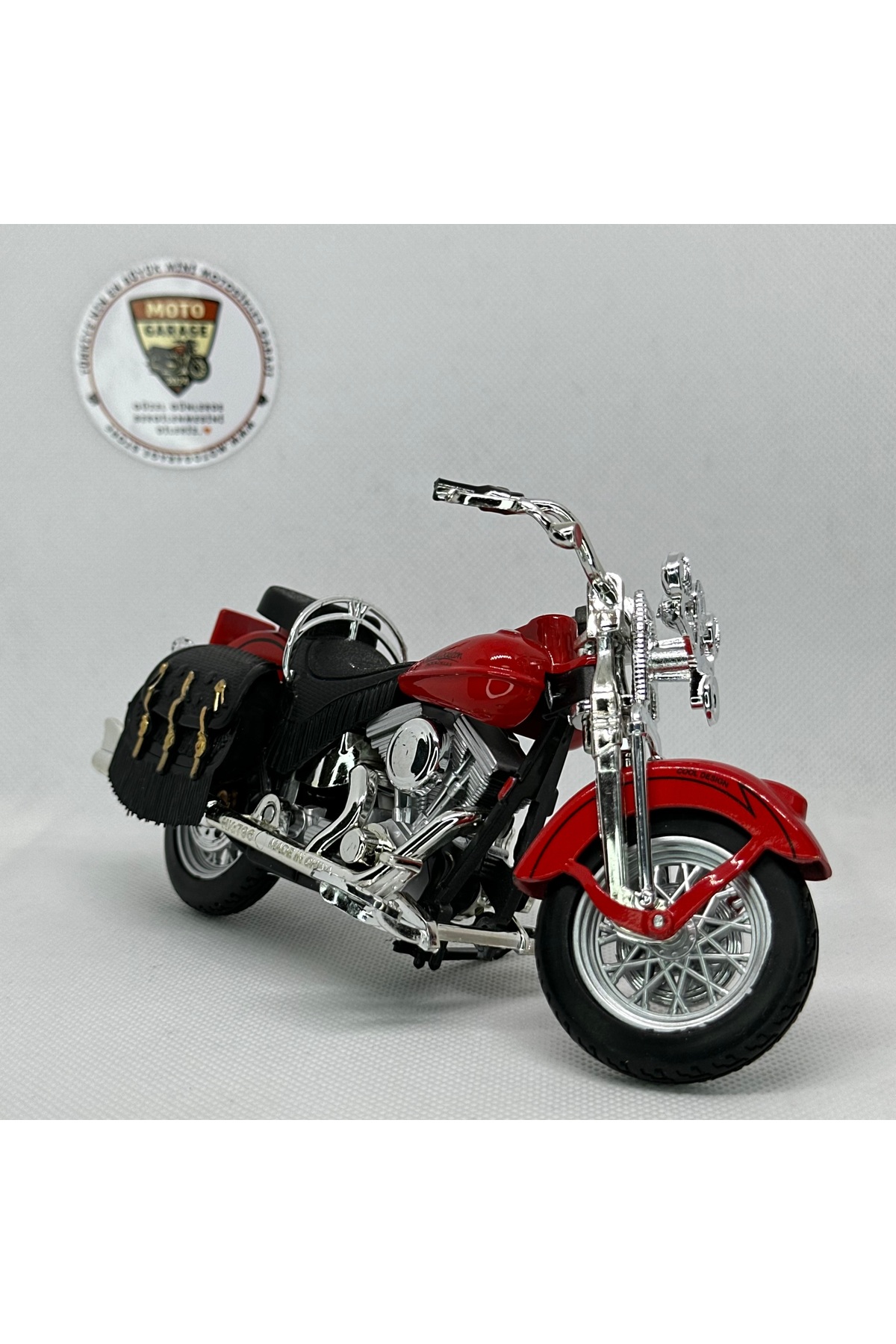 Maisto Diecast Harley-Davidson Heritage Softail Classic 1:12