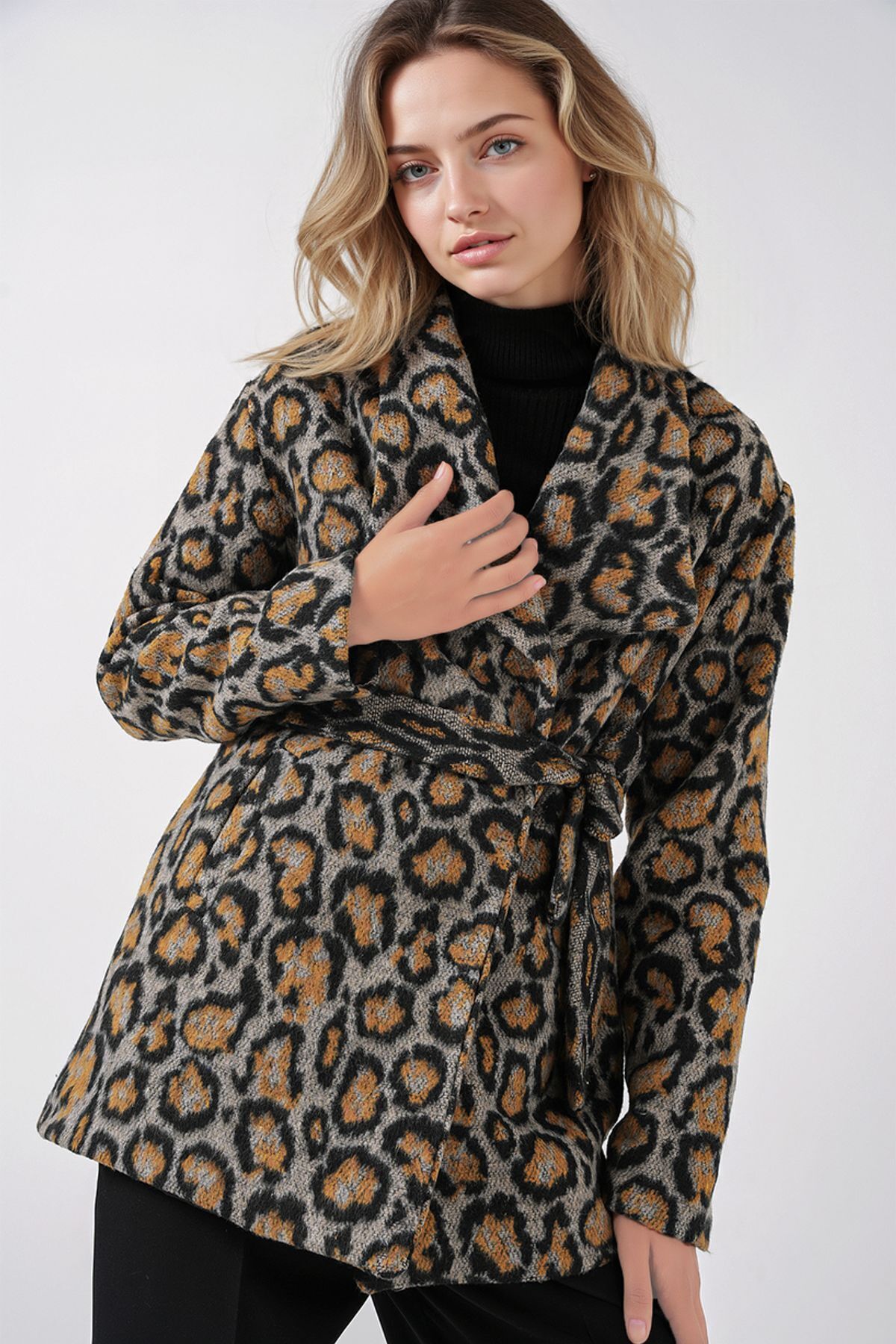 Hiccup-Bdart Plus Size Shawl Collar Leopard Print Jacket 4