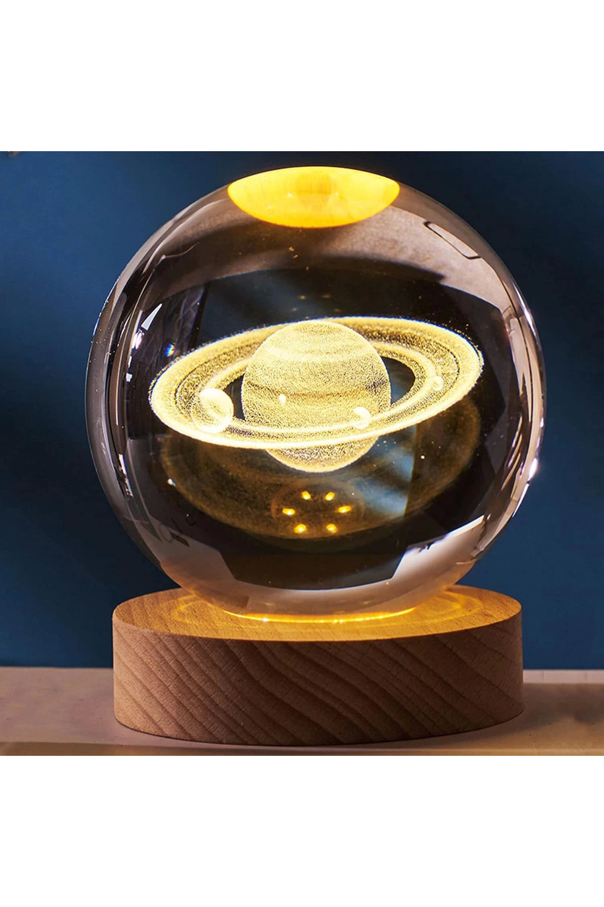 SHC42000 Dekoratif Satürn Tasarımlı Ahşap Altlıklı Işıklı Cam Küre Cam:6Cm Ahşap:2Cm