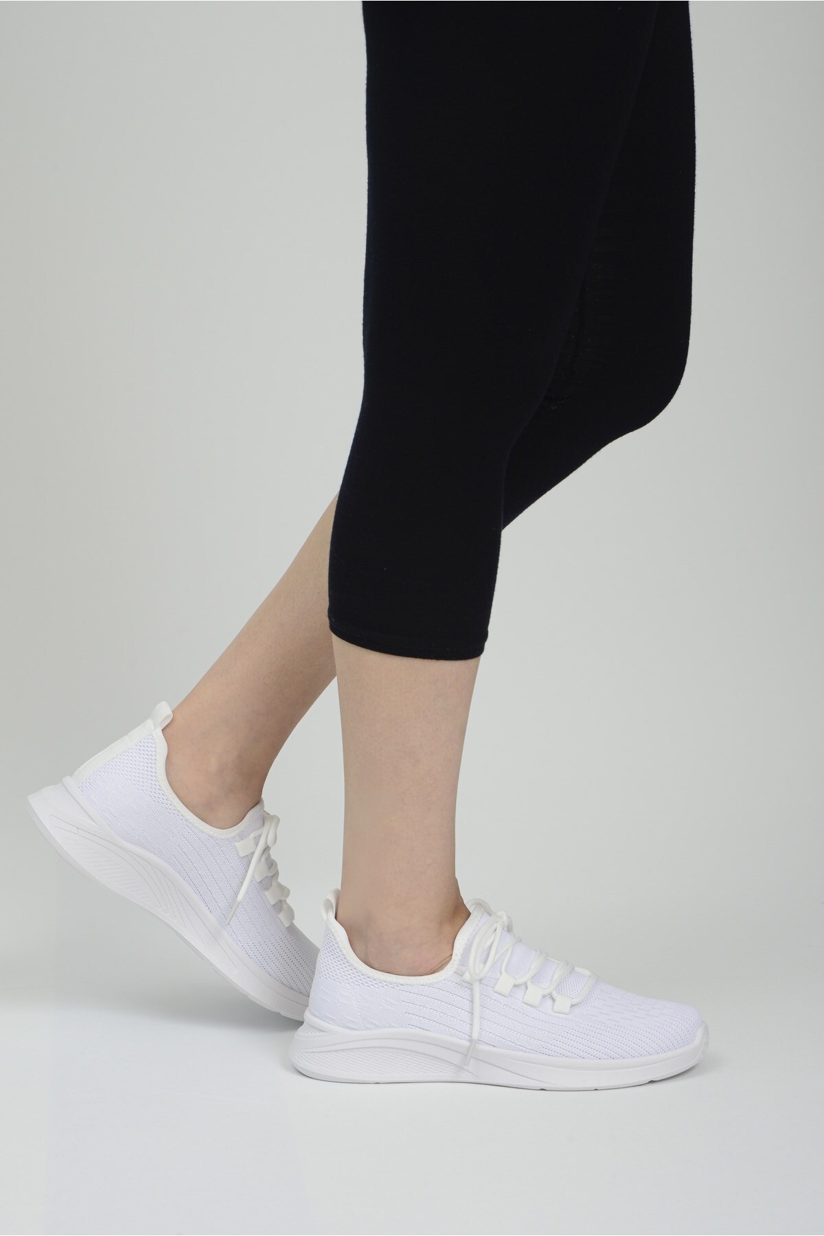 Konforlu Bağcıklı Yazlık Günlük Spor Ayakkabı Kadın Sneaker Beyaz