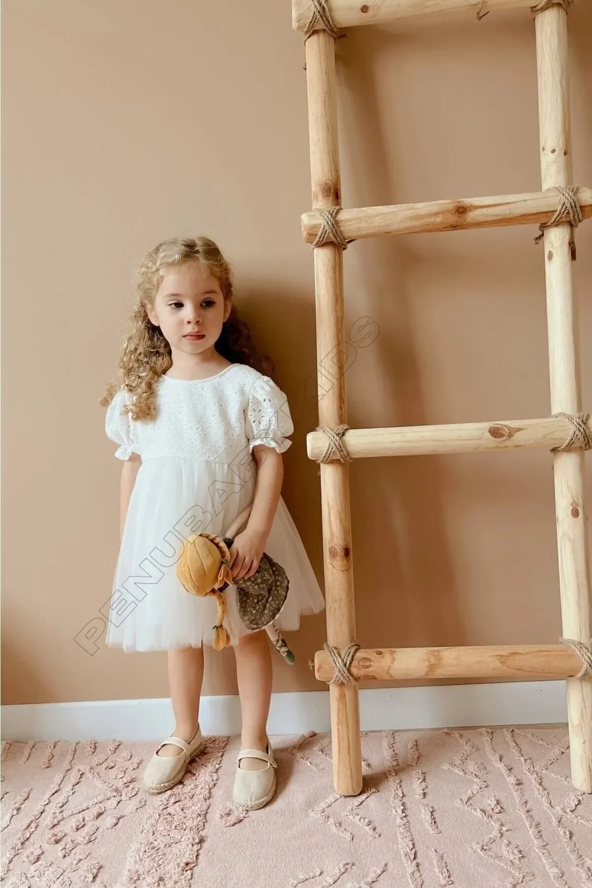 penu baby kids Ekru Fisto Kumaş Altı Tül Etekli Kısa Kollu Fiyonklu Kız Çocuk Kız Bebek Elbise fotoğrafı 3 (önizleme)