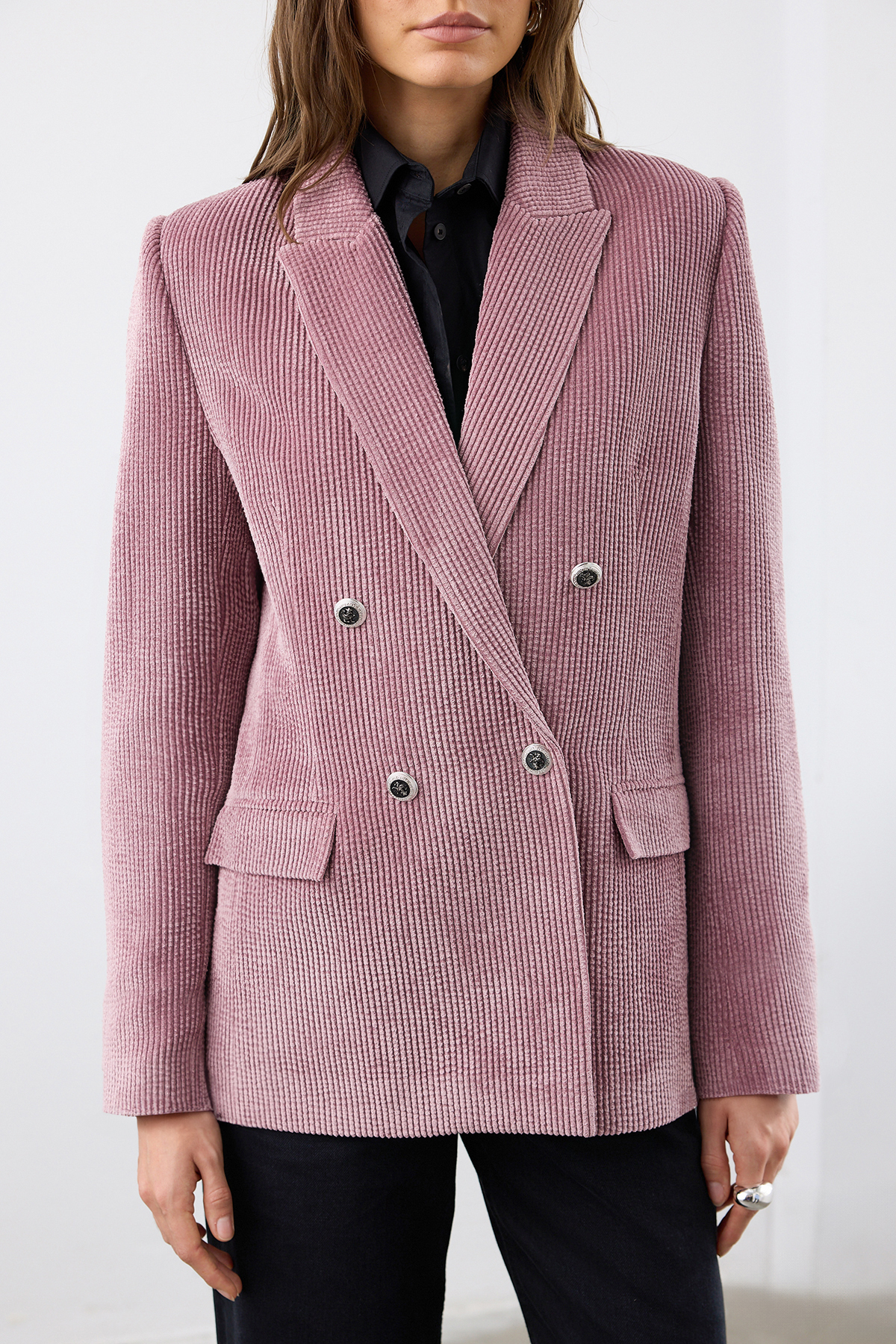 Trendyol Collection Dusty Rose Zweireihiger Blazer aus Cord mit normaler Passform TWOAW26BC00031