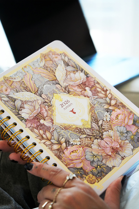 Victoria's Journals Spiralli Sert Kapak 2026 Haftalık Motivasyon Ajandası A5