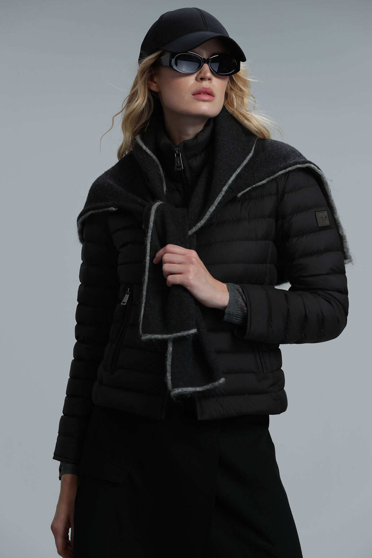 Mary Goose Feather Women's Coat Black