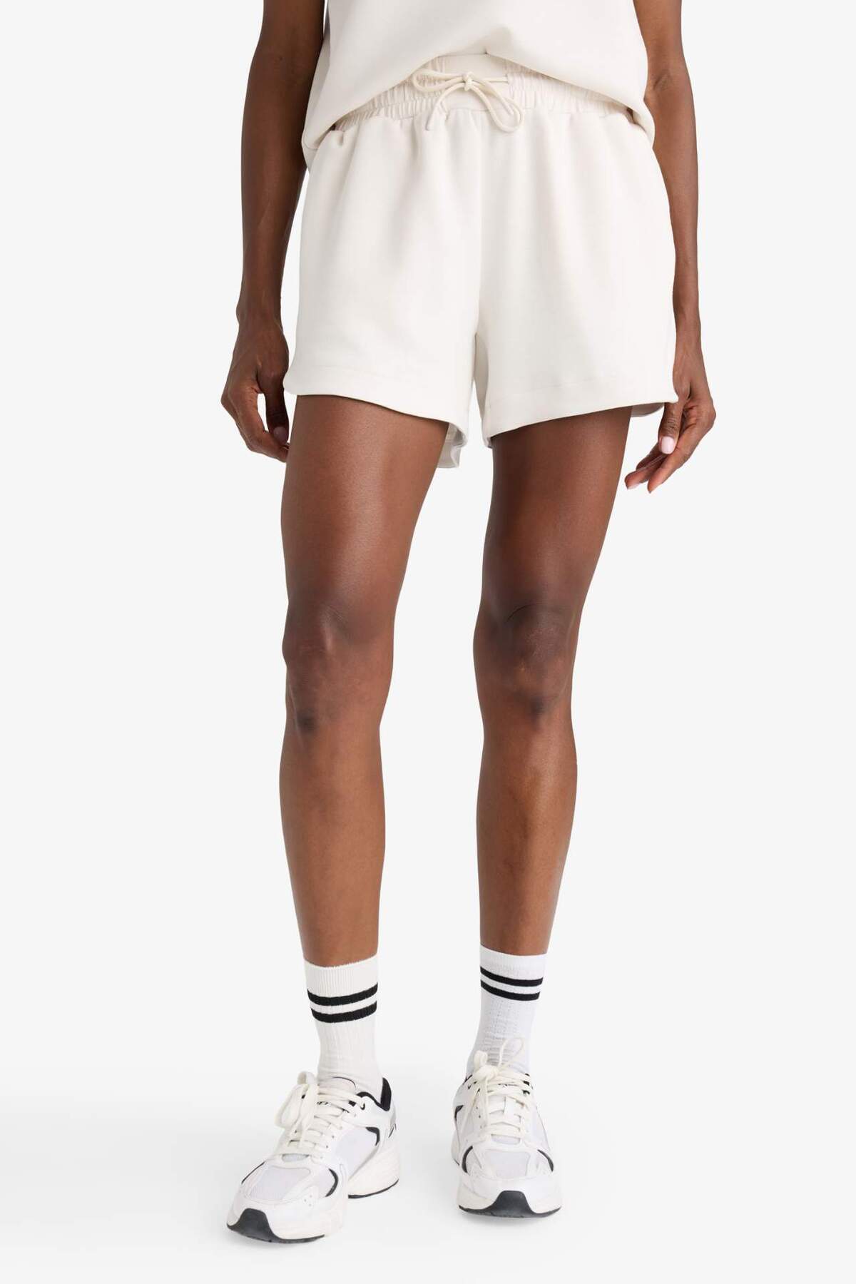 DeFacto-Defactofit Standard Fit Sportsman Modal Shorts E2933Ax25Sm 5