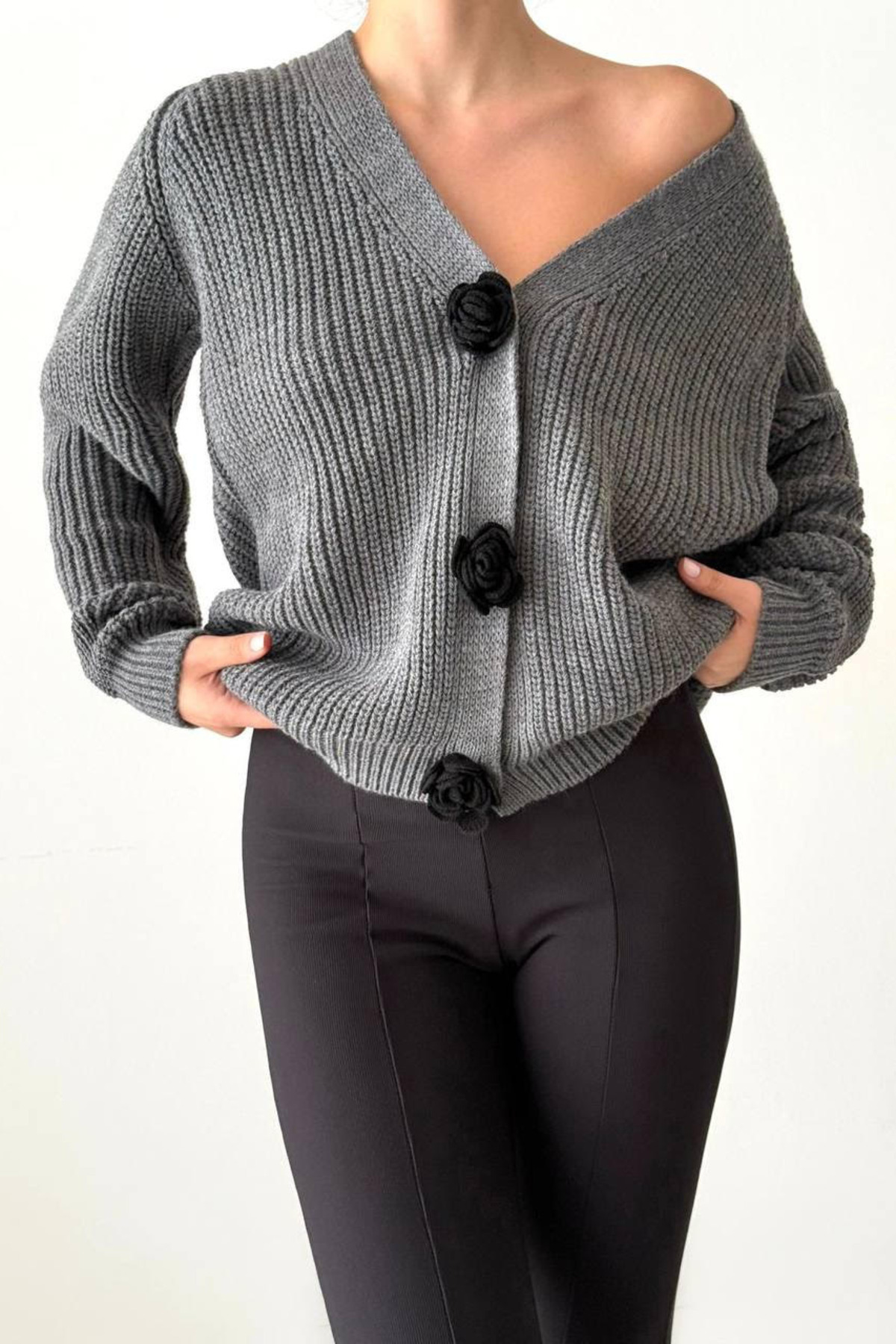 İLKCET MODA Oversize Γυναικεία Ζακέτα - Λεπτομέρεια με κουμπιά