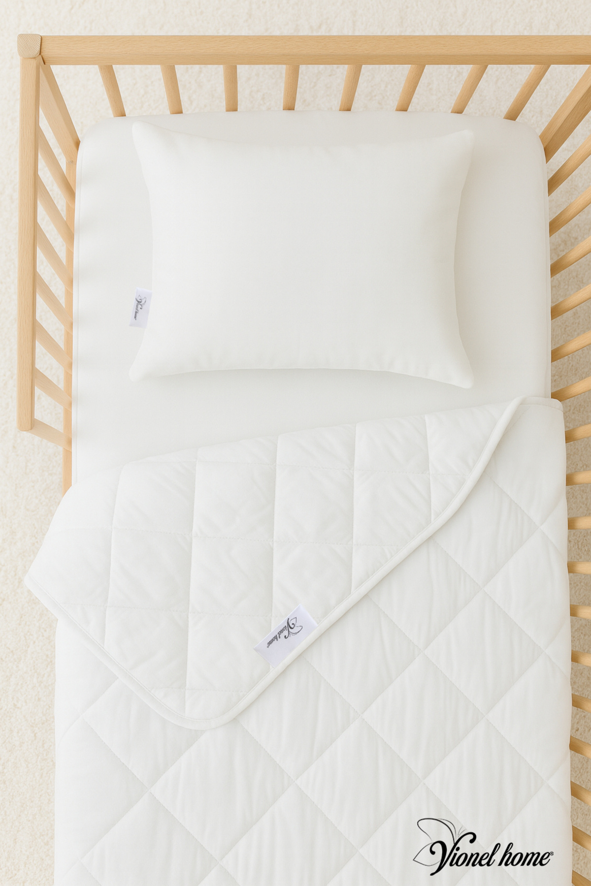 Vionel Home Ecotermo Beyaz Bebek Yorganı 95x145 Cm + 1 Adet 35x45 Bebek Yastığı | Yumuşak & Nefes Alabilen fotoğrafı 2 (önizleme)