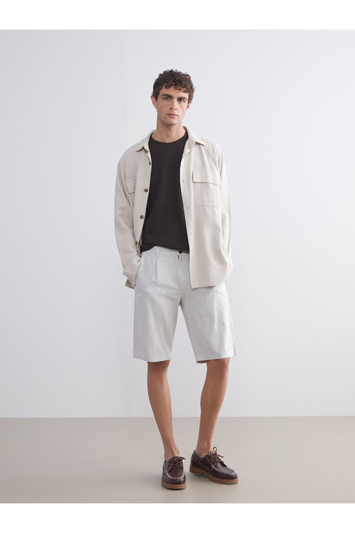 LC Waikiki-Create Your Style from Uzg Store |   Standard Fit Dobby Men's Shorts 1