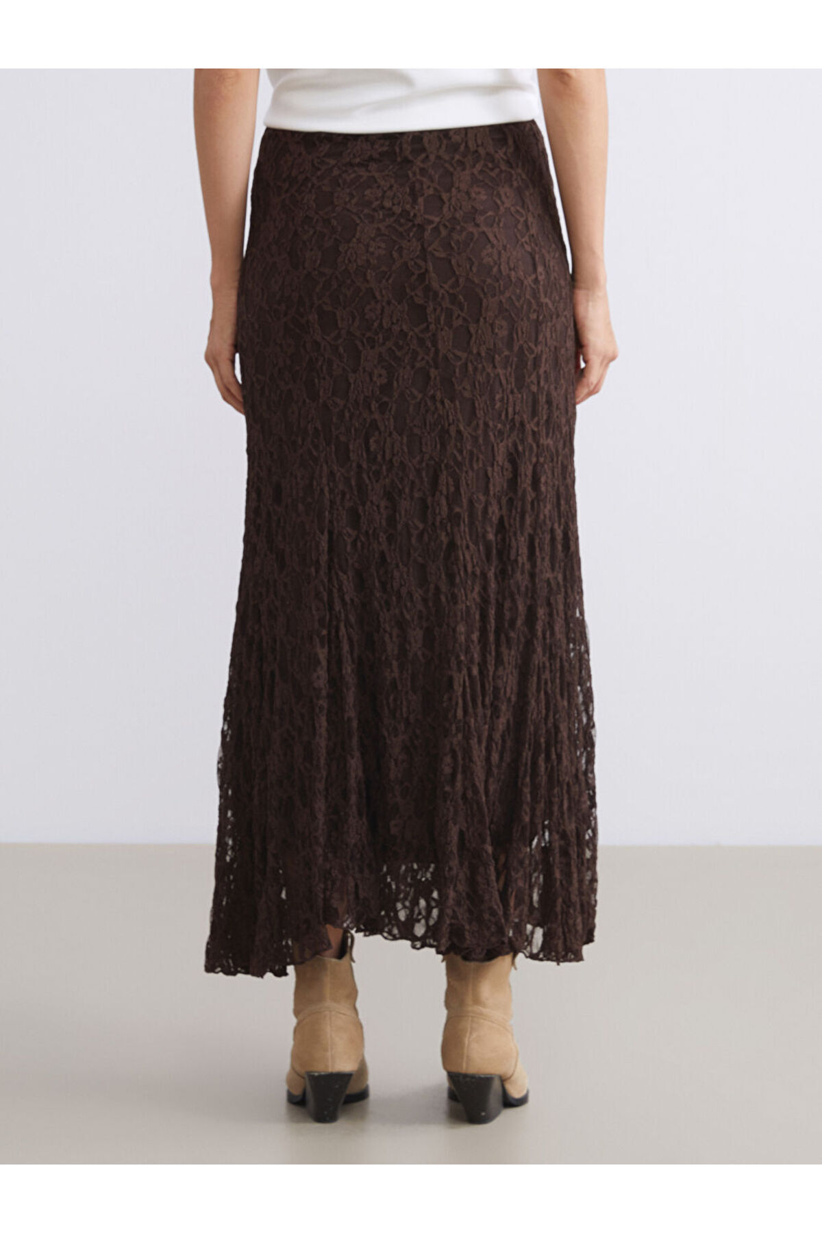 LC Waikiki-Sparkling Selections from Shining Store |   Elastic Waist Openwork Crochet Skirt 4
