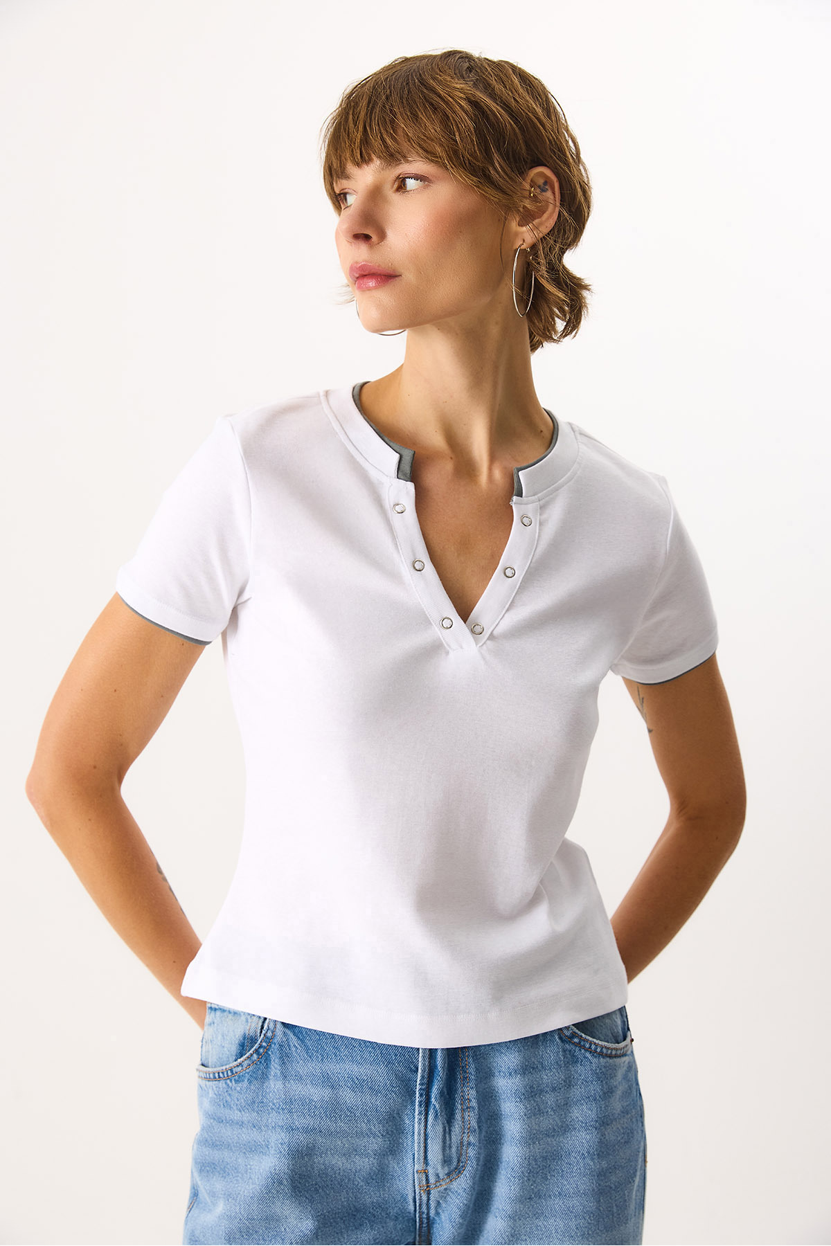 VENA  Yakası Çıt Çıtlı Ribana %100 Pamuk Tişört - BEYAZ - Görsel 5