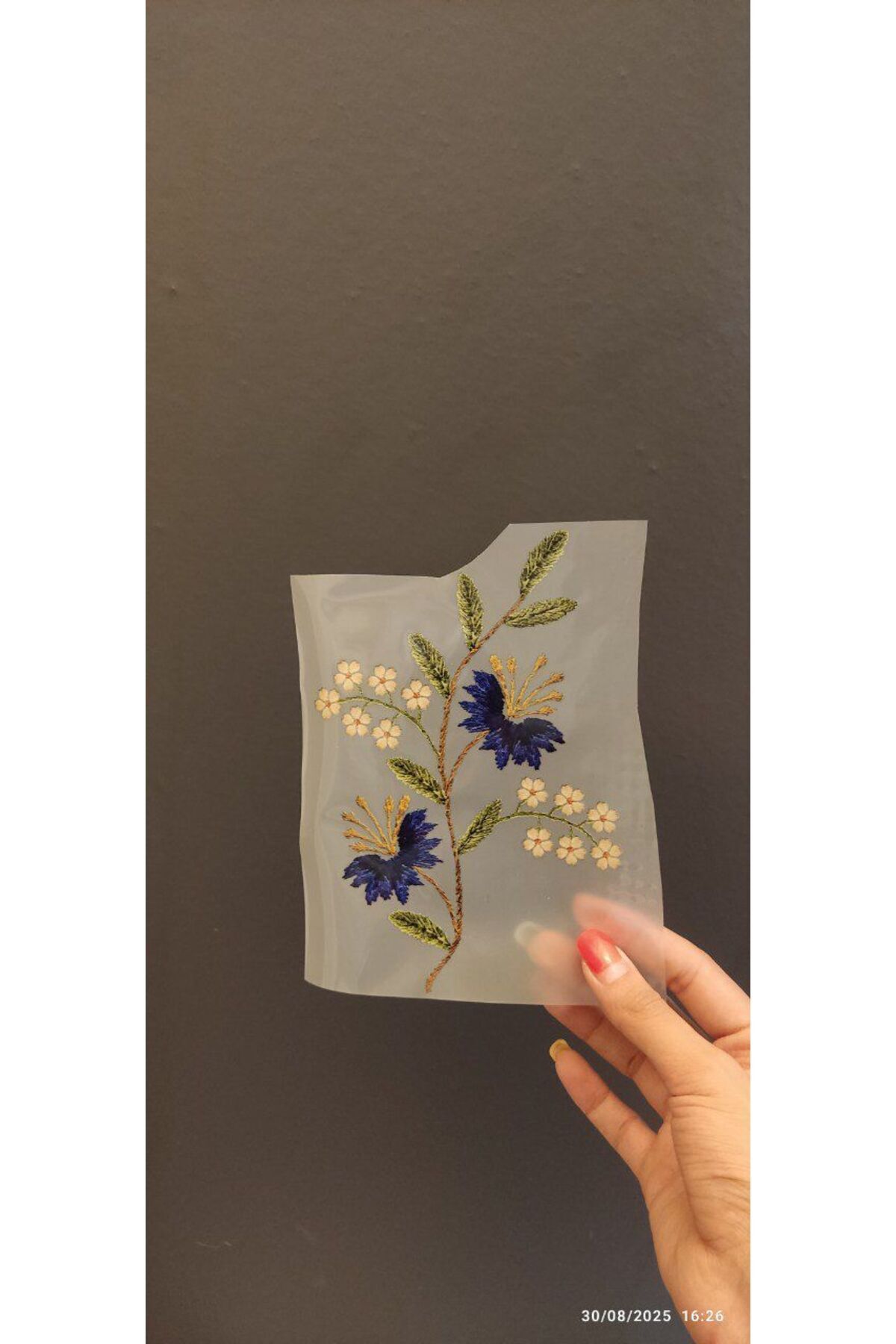 Gönülden Tasarım ÜTÜ İLE YAPIŞAN ÇİÇEKLİ KUMAŞ TRANSFER BASKI ARMA 17X12 CM