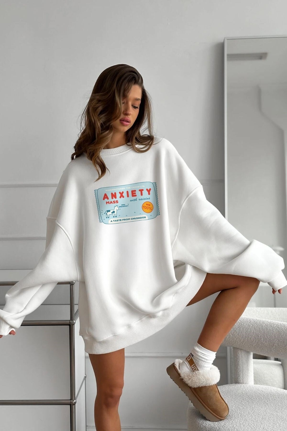 The Champ Clothing Kadın Oversize Sweatshirt Elbise Anxiety Bar Baskılı Beyaz, Bisiklet Yaka, 3 İplik Şardonlu Polar görsel 4
