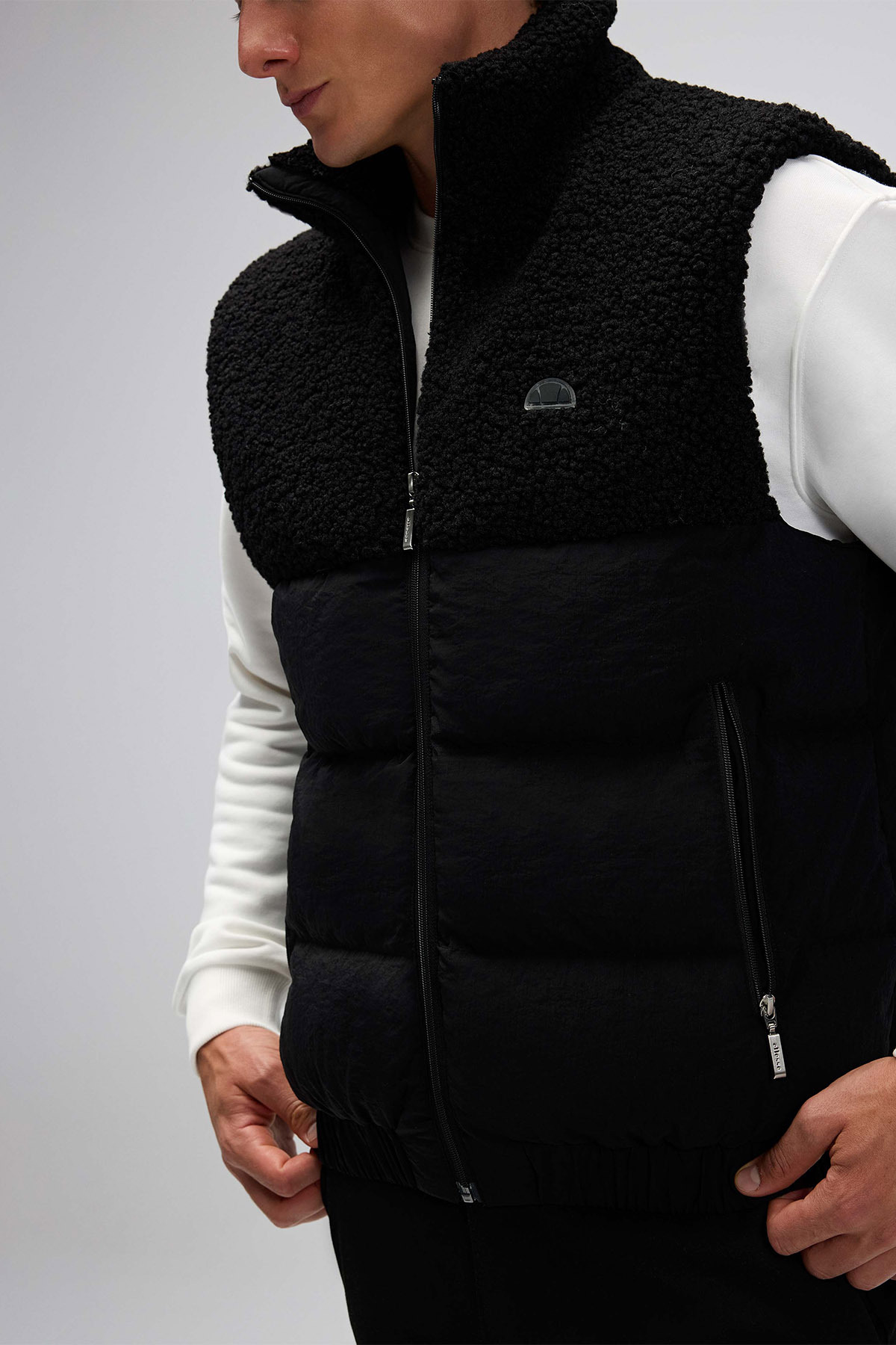 Ellesse Erkek Dolgulu Yelek EM532-BK görsel 2