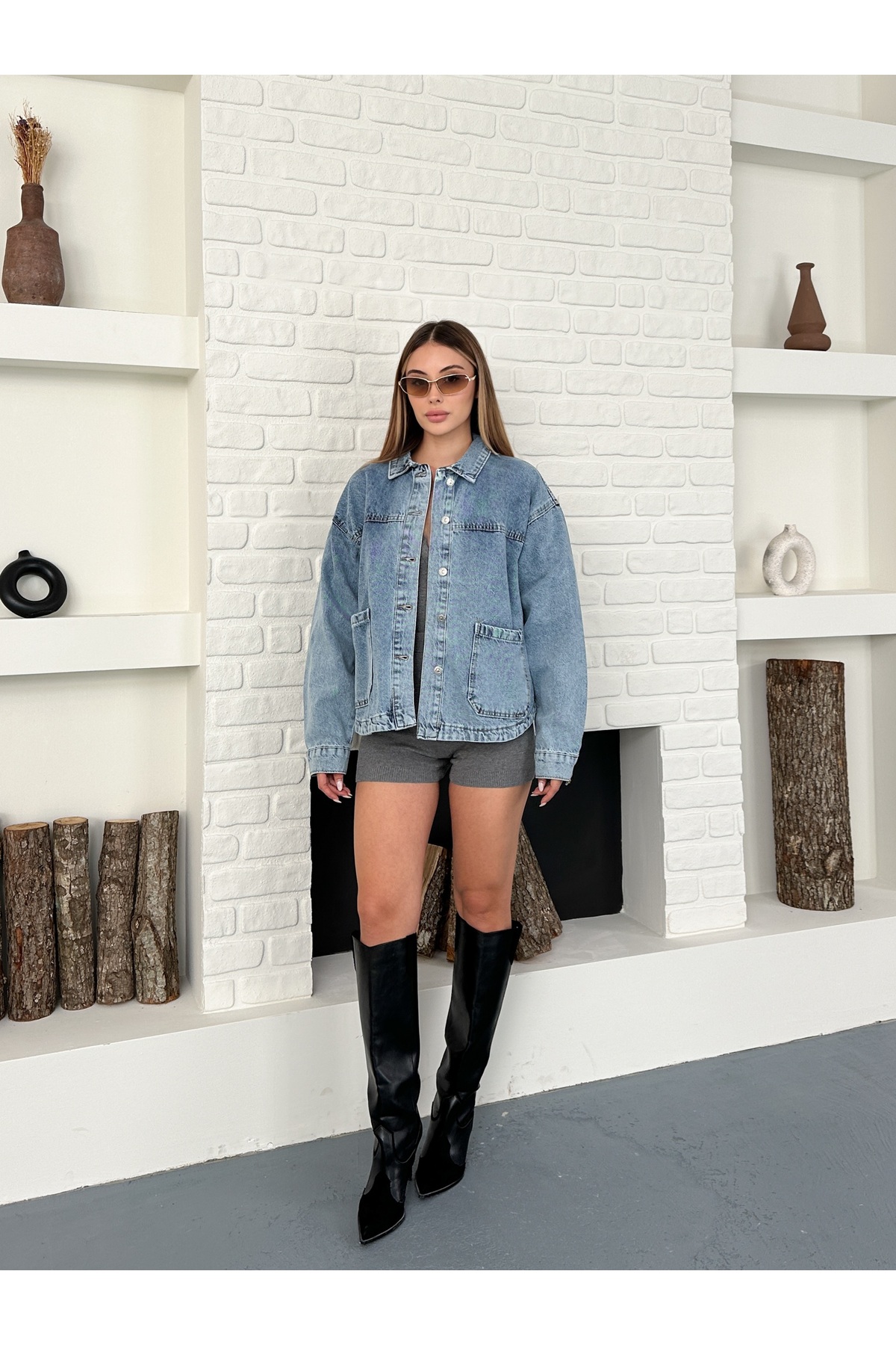 Ekim Store  Mavi Yıkamalı Büyük Cepli Denim Ceket - Görsel 4