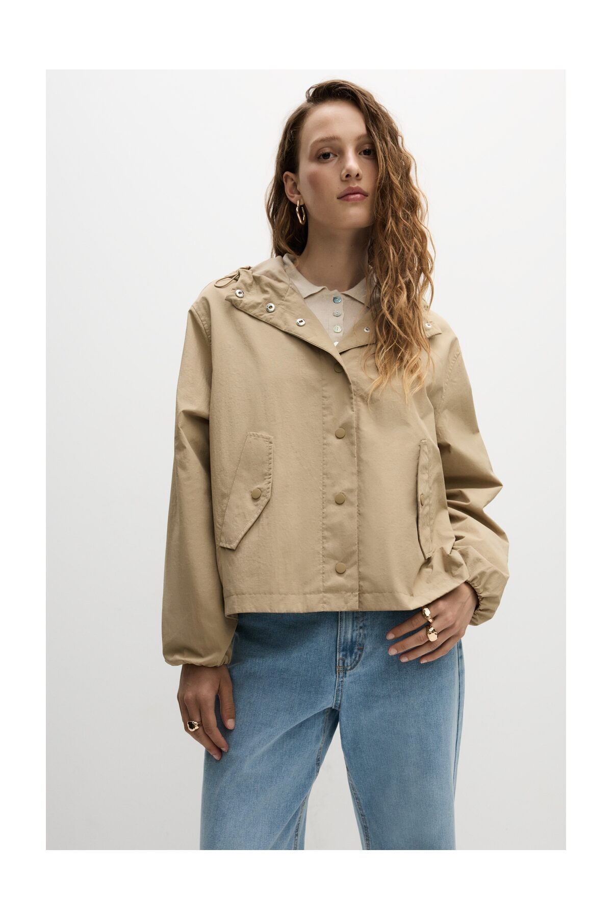 LEFTIES Krótka kurtka damska z kapturem