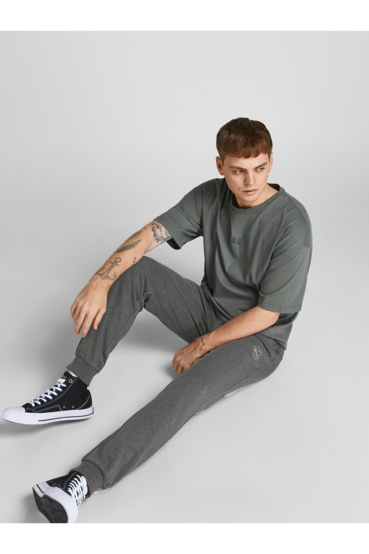 شلوار گرمکن ورزشی مردانه راسته فاق نرمال | جک اند جونز Jack & Jones 12165322 - تصویر 5