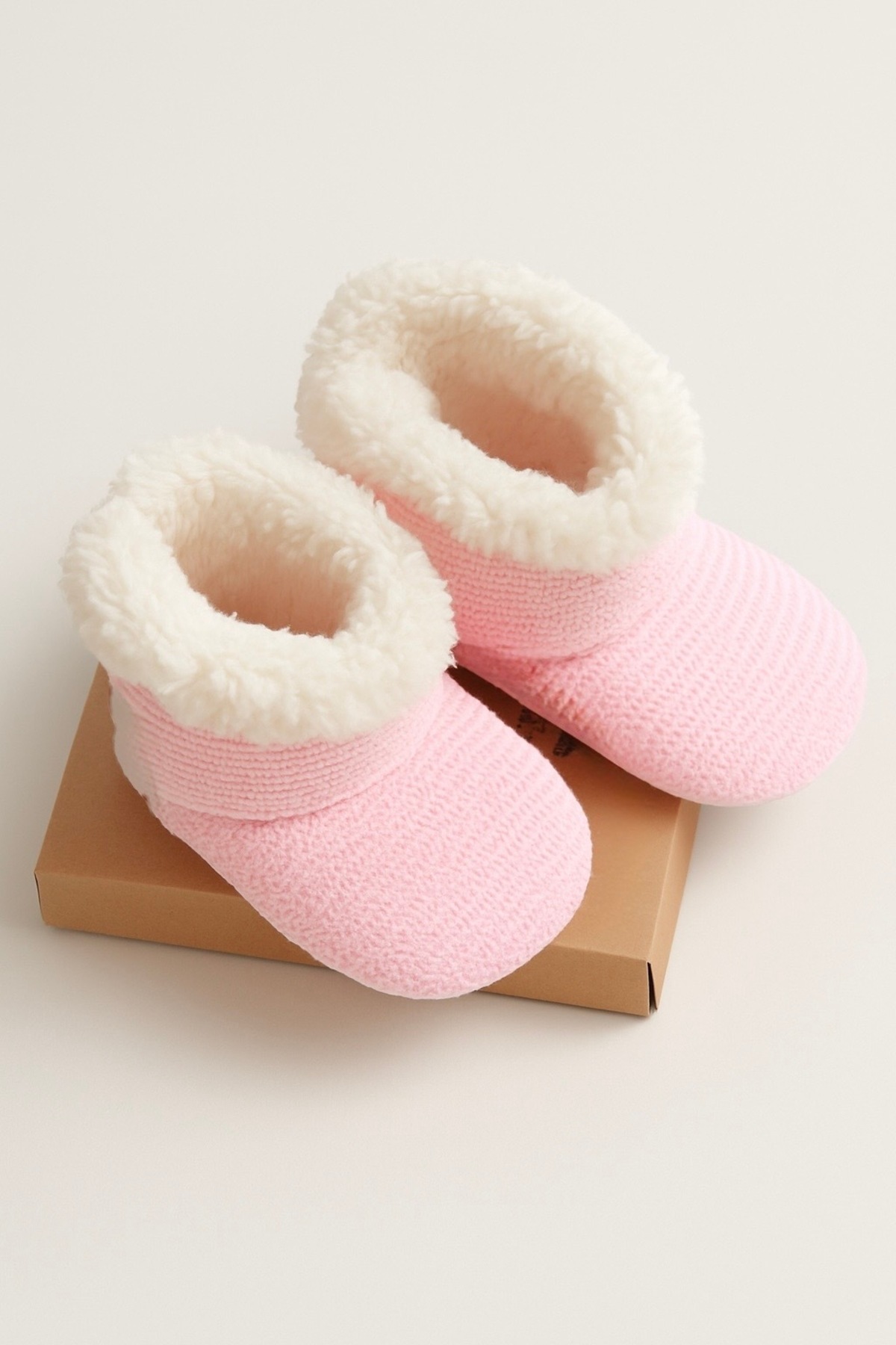 eradkids Premıum Örme Peluş Bebek Tüylü Kaymaz Taban Patik 0-9 Ay Panduf / Ev Botu fotoğrafı 2 (önizleme)