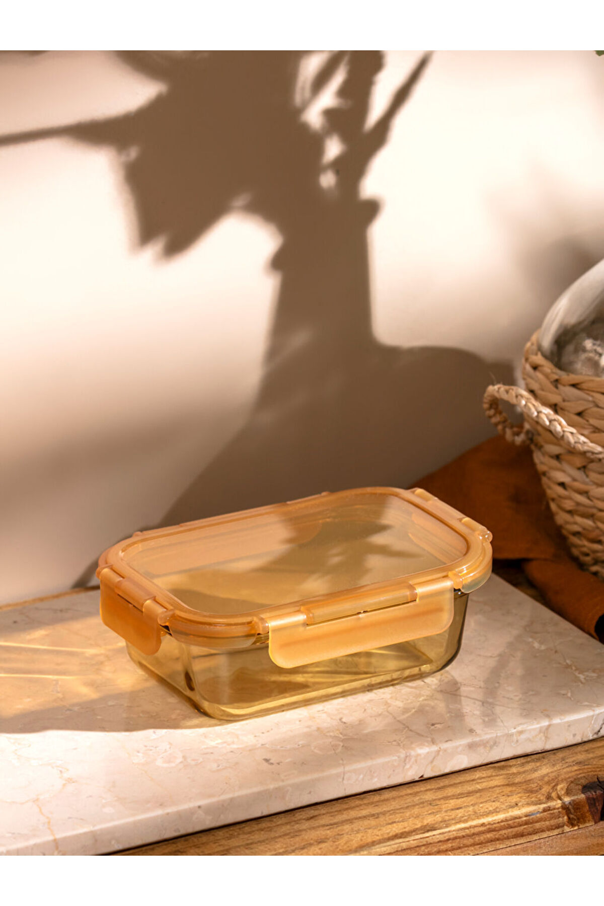 LC Waikiki-Sparkling Selections from Shining Store |   Glass Storage Container with Lid 19 cm 1