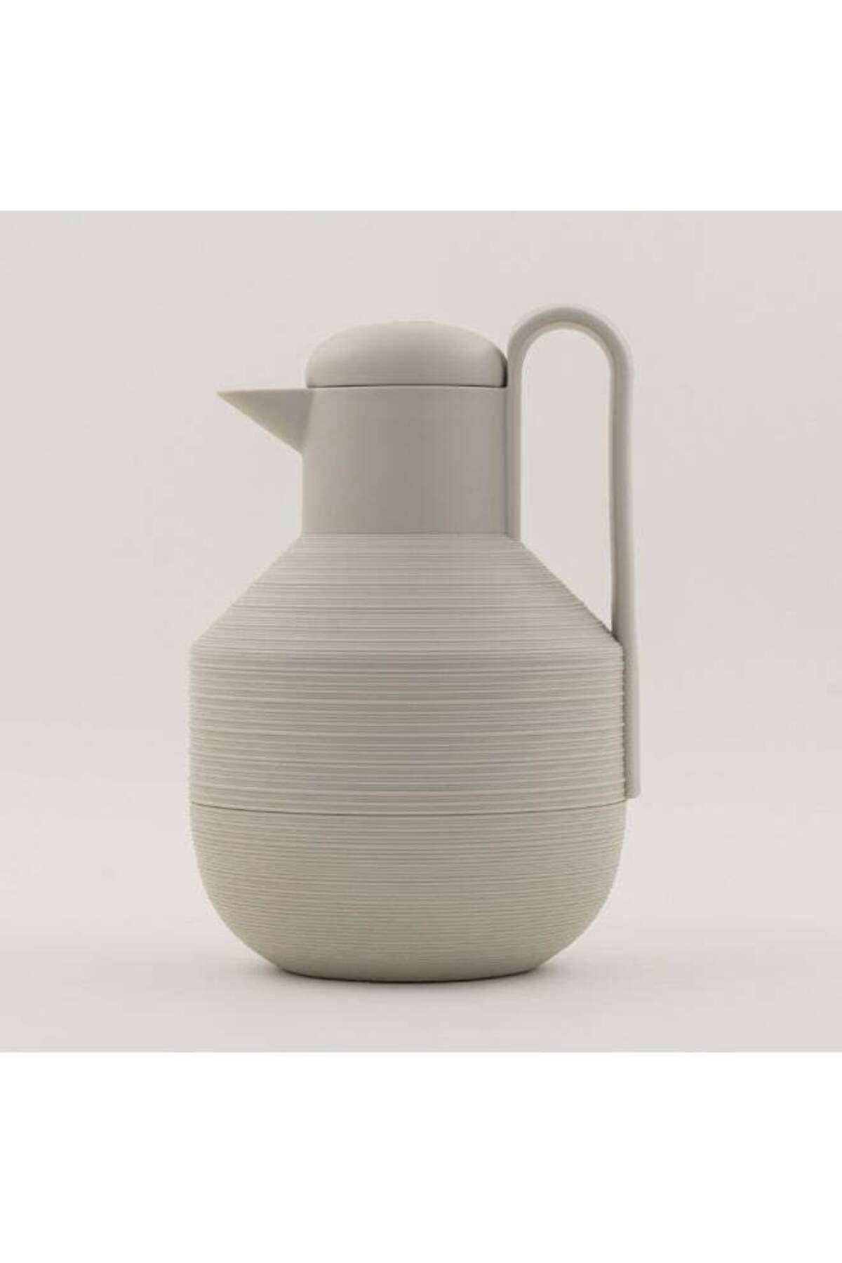 Pentola قارورة مفرغة من الهواء سعة 1 لتر، لون رمادي دخاني فاتح