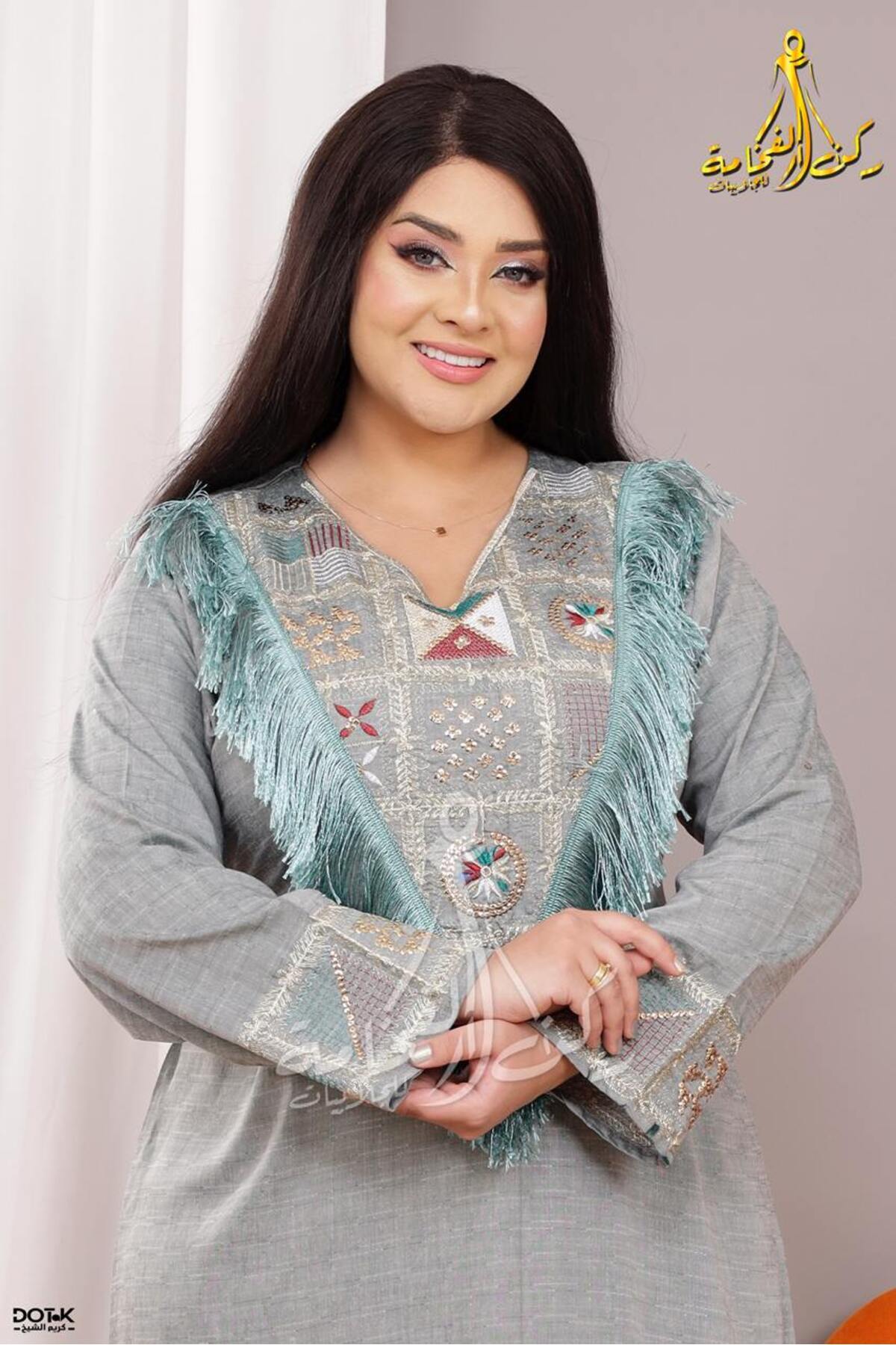 Generies-Linen abaya made of light and comfortable linen material with an elegant and modern design, ideal for everyday use 3