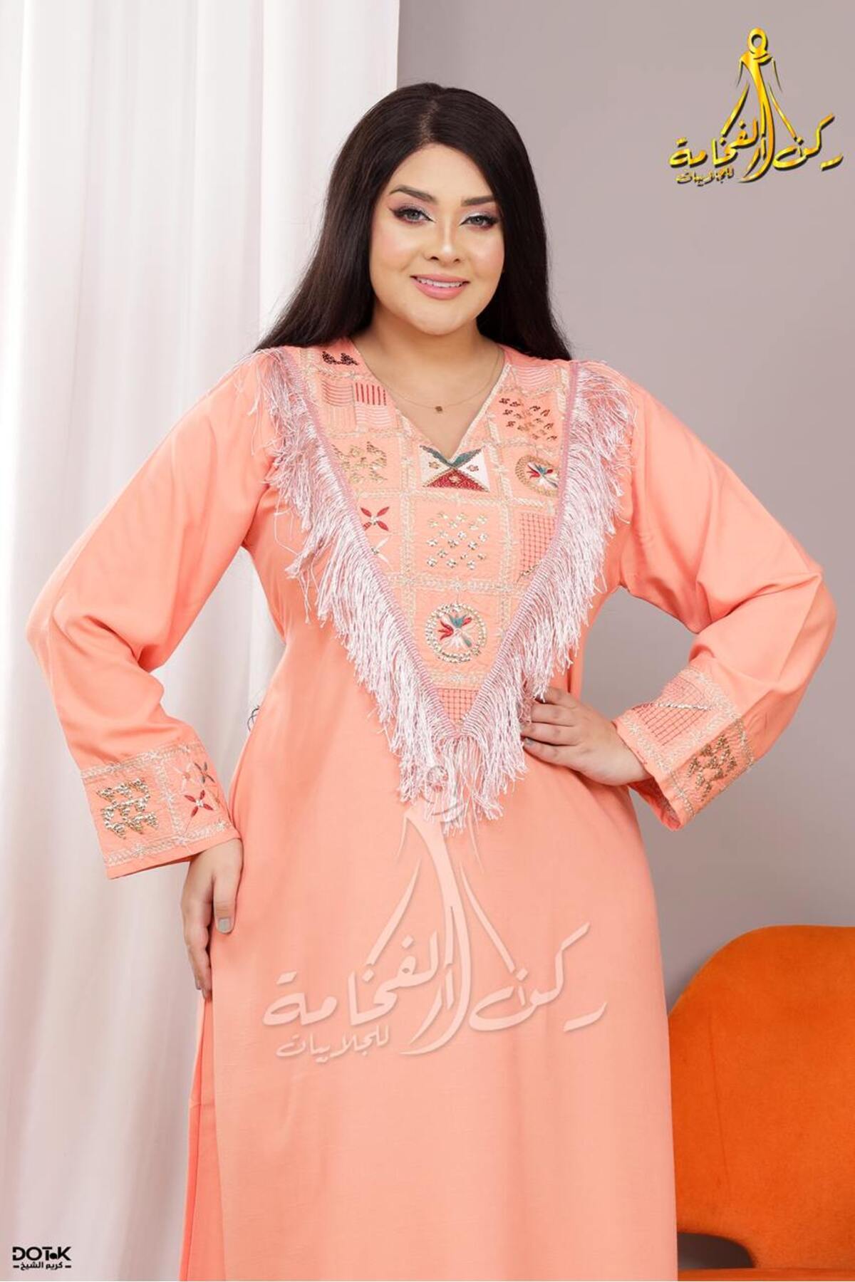 Generies-Linen abaya made of light and comfortable linen material with an elegant and modern design, ideal for everyday use 3