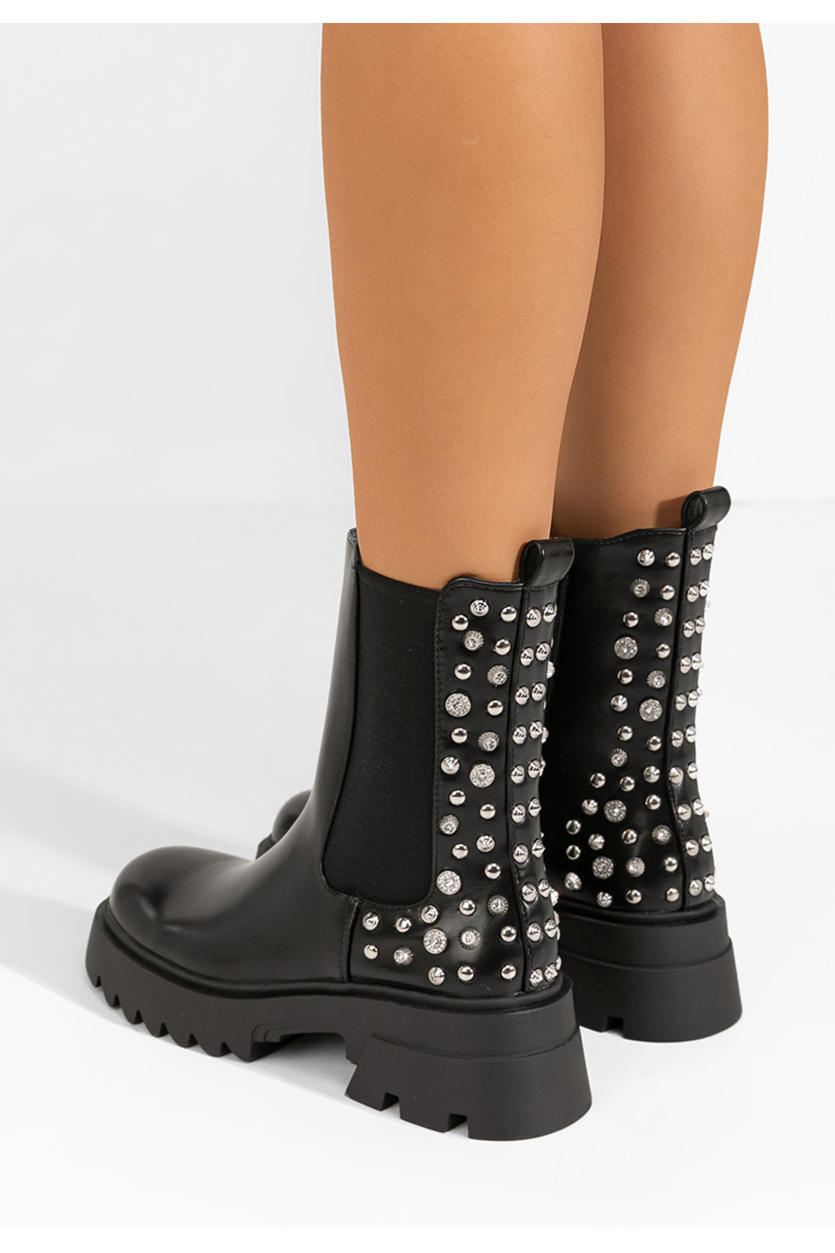 B T Shoes Černé dámské polokozačky Aida