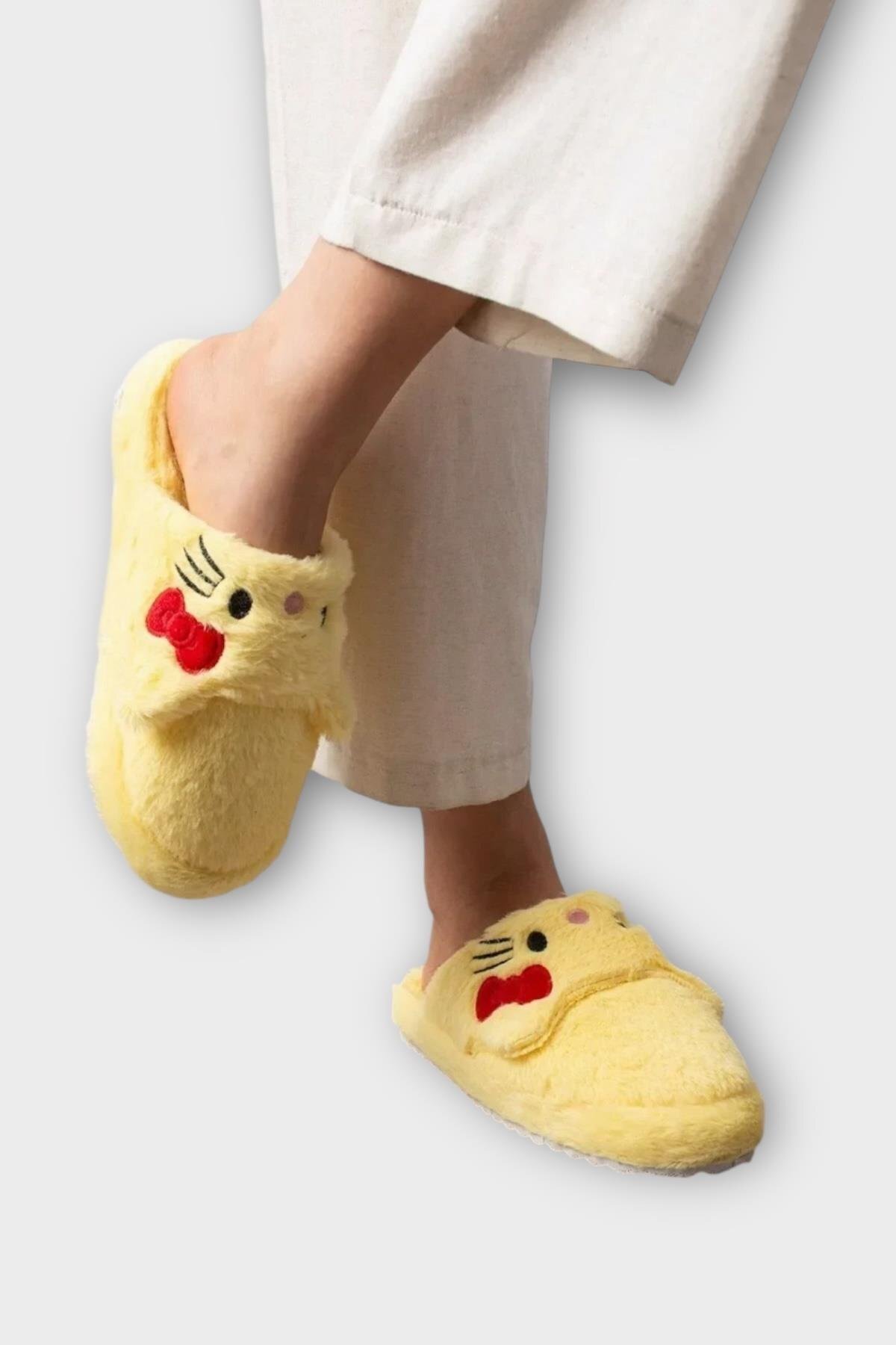 Liger Kışlık Kadın HelloKitty Figürlü Kaydırmaz Taban Ev Ayakkabısı Panduf SARI görsel 6