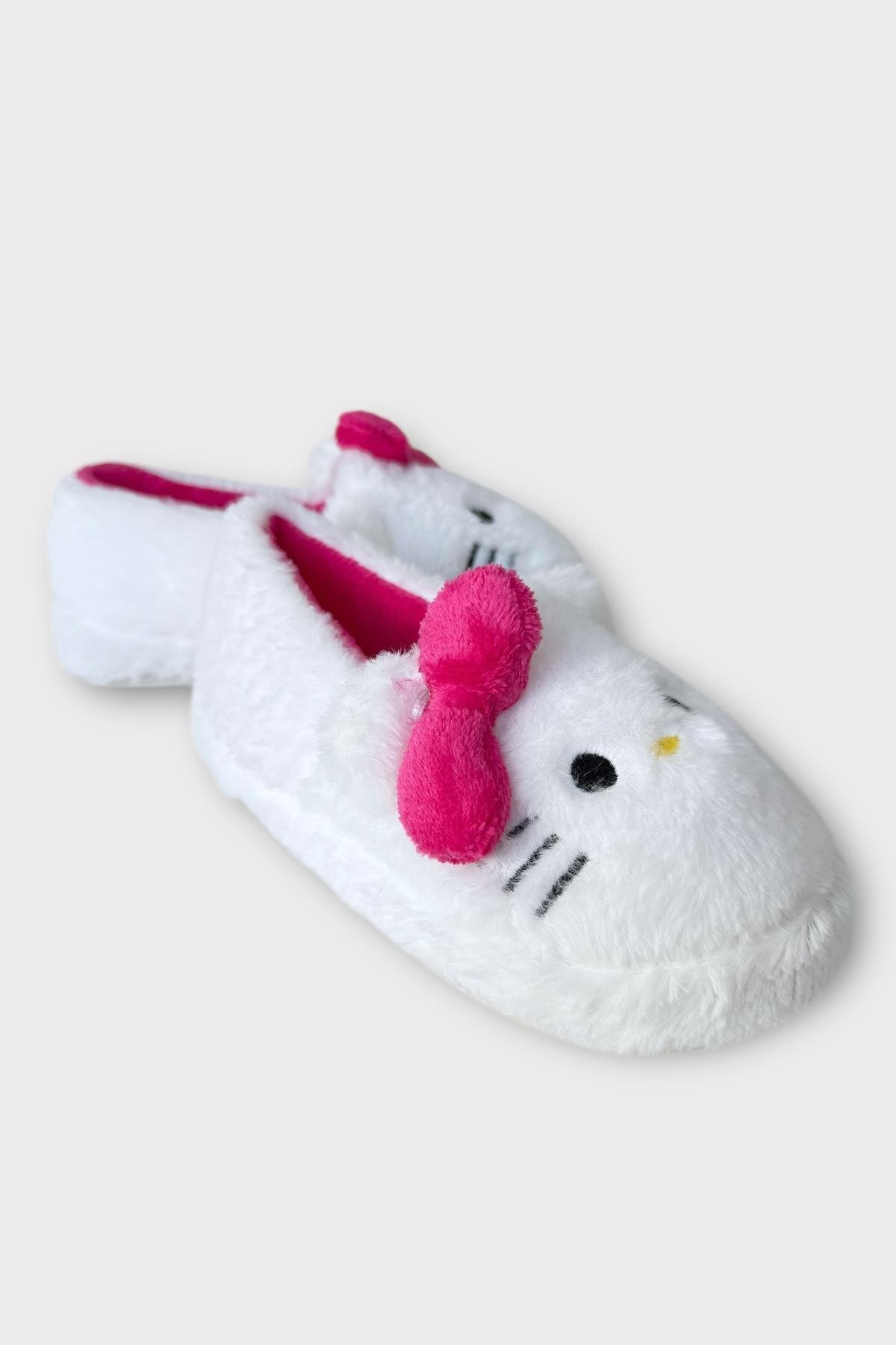 Liger Kışlık Kadın HelloKitty Figürlü Kaydırmaz Taban Ev Ayakkabısı Panduf BEYAZ - PEMBE görsel 2
