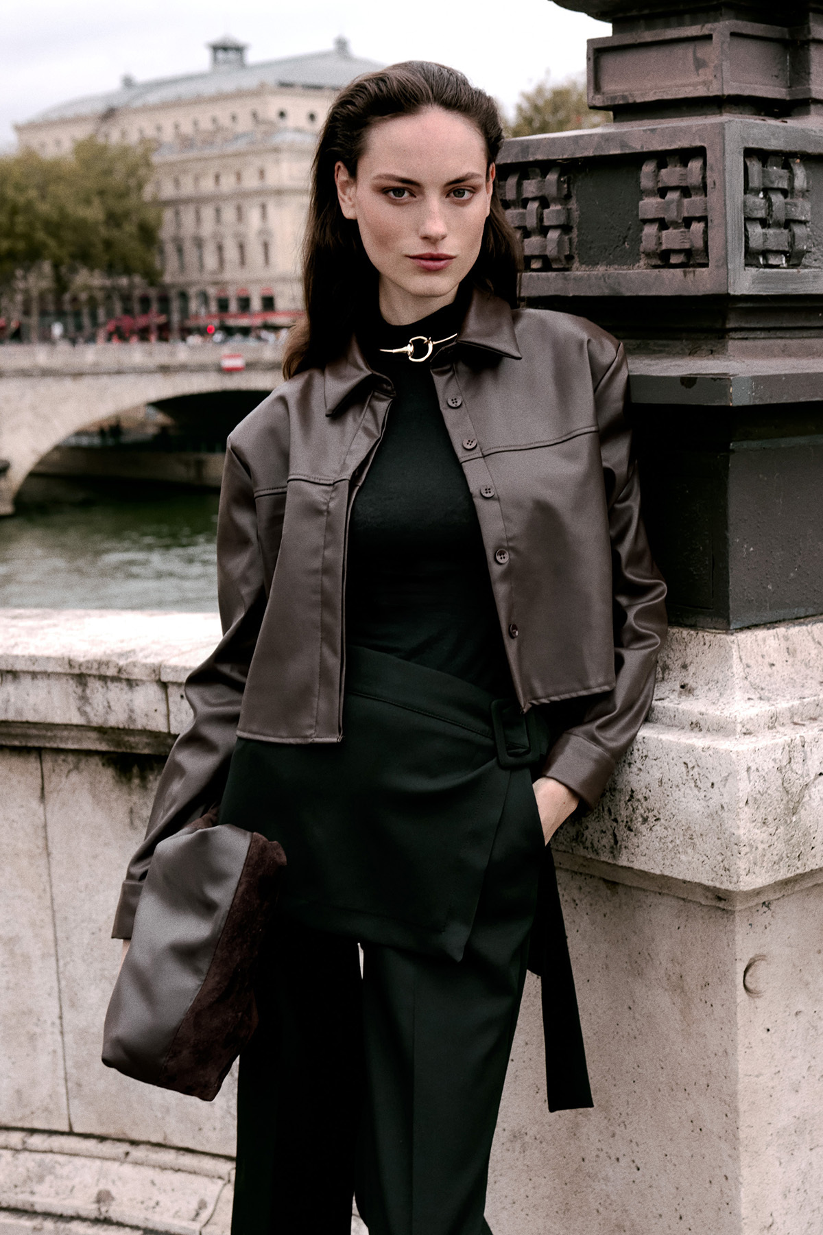 Trendyolmilla  Koyu Kahverengi Crop Deri Gömlek TWOAW26GO00025