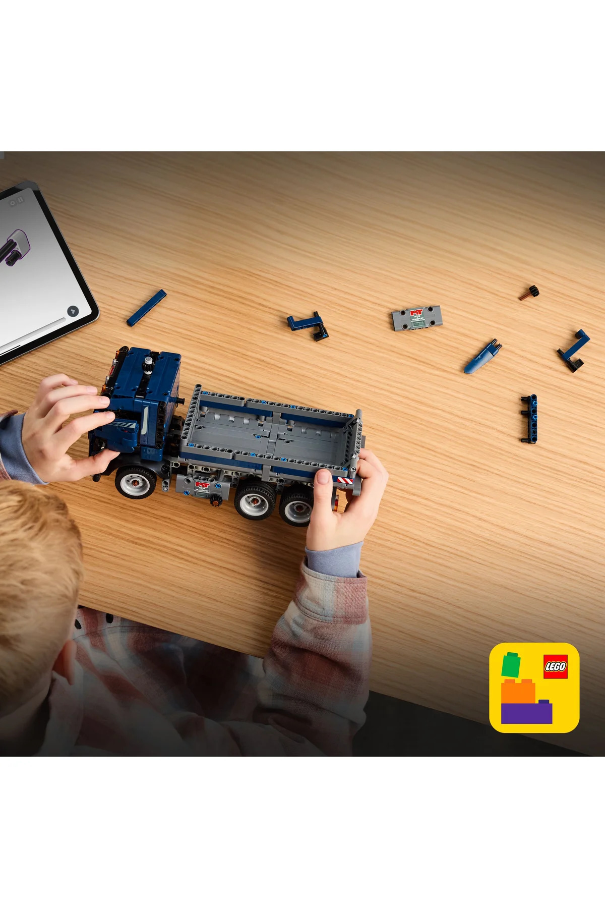 ® کامیون کمپرسی تکنیک 42203 – مجموعه ساختنی خلاقانه برای کودکانی که ساختوساز را دوست دارند (462P)