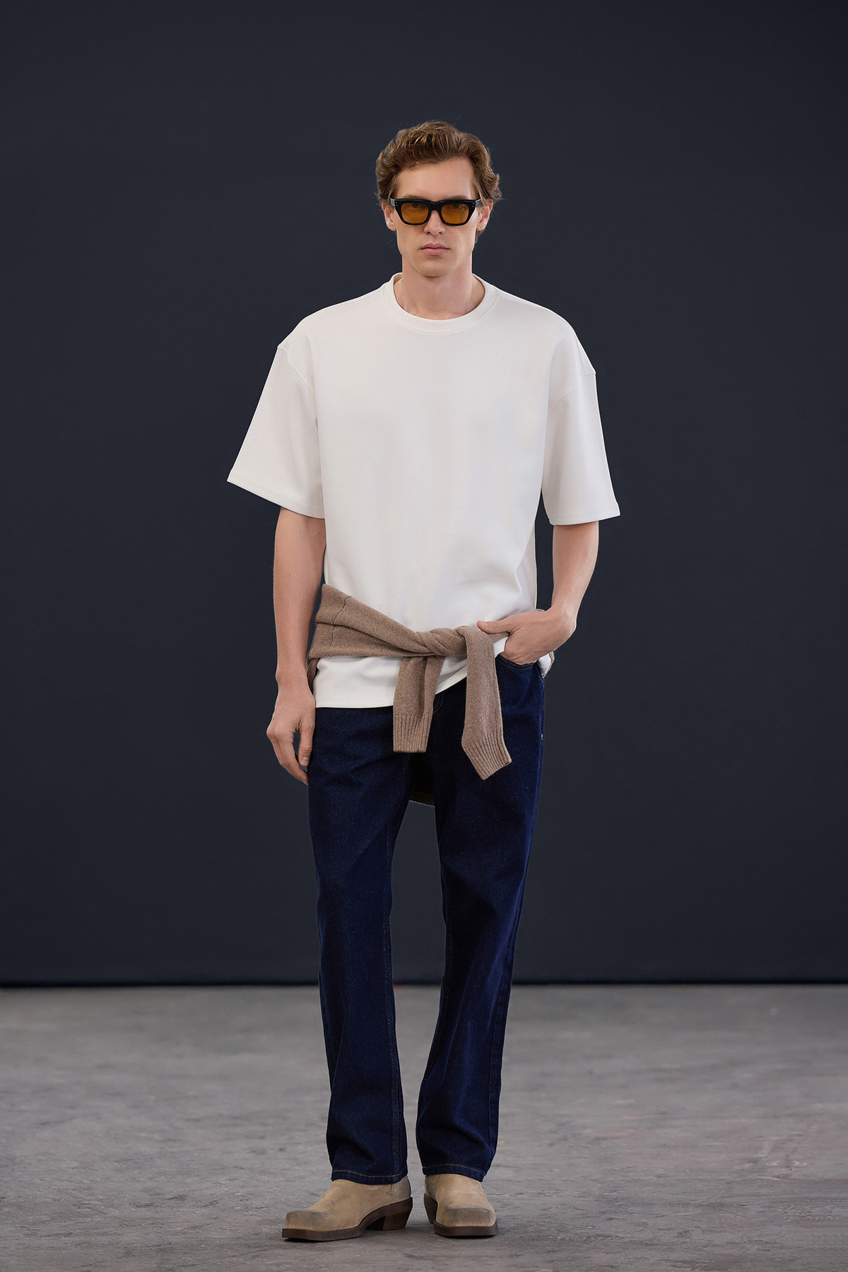 Trendyolmilla Man Trendyol Studio Ekru Oversize Kalın T-Shirt TMNAW26TS00003