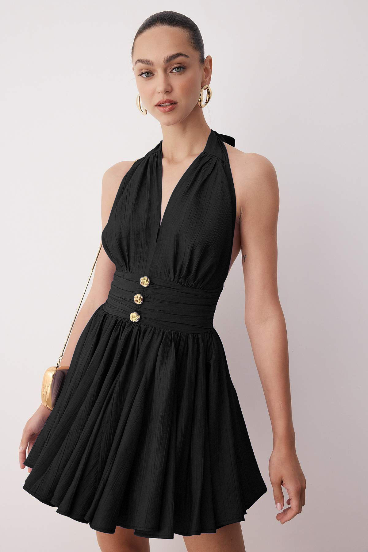 Trendyolmilla  Siyah Belden Açılan/Skater Düşme Detaylı Şifon Kısa/Mini Elbise TPRSS25EL00319 - Görsel 2