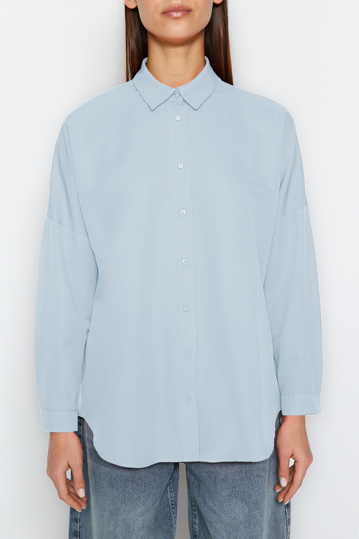 Trendyolmilla  Açık Mavi Pamuklu Oversize Geniş Kalıp Dokuma Gömlek TWOSS22GO0669 - Görsel 6