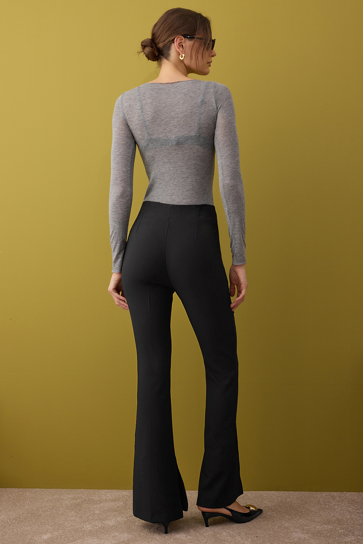 Trendyolmilla  Siyah Flare Kalıp Nervürlü Bootcut Pantolon TWOAW26PL00043 - Görsel 4