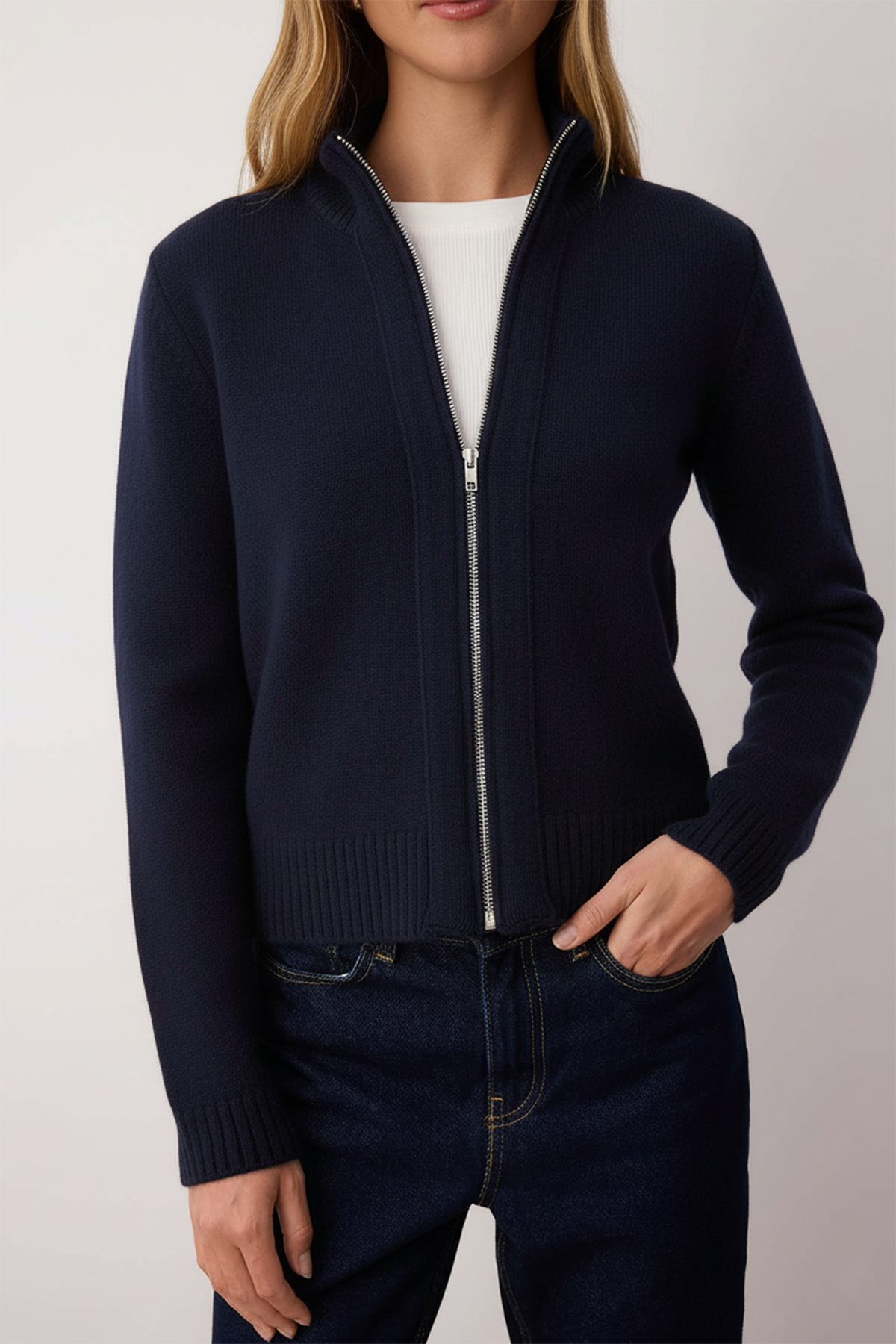 Trendyolmilla  Lacivert Fermuarlı Yün Karışımlı Dik Yaka Yumuşak Dokulu Triko Hırka TWOAW26HI00027 - Görsel 3