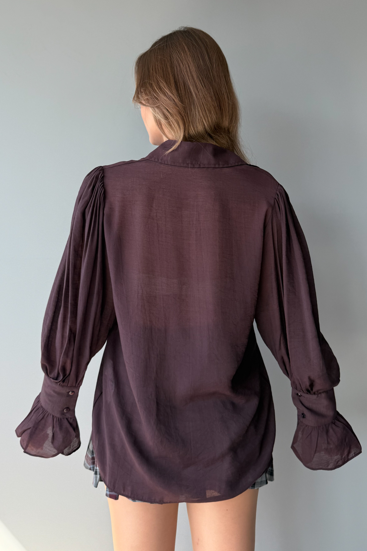 Trendyolmilla  Bordo Bağlama Detaylı Hafif Transparan Yumuşak Hisli Boho Gömlek TWOAW26GO00111 - Görsel 5