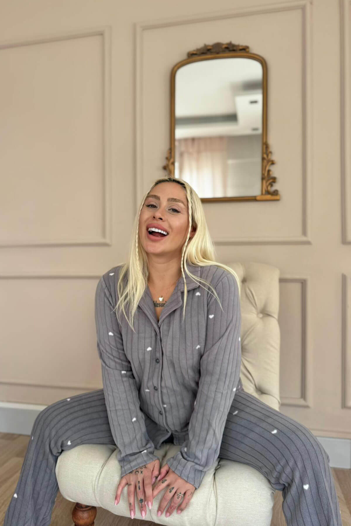 Pijamaevi Gray Jantung Patterned Front Buttoned Plush Fleece Pajama Set