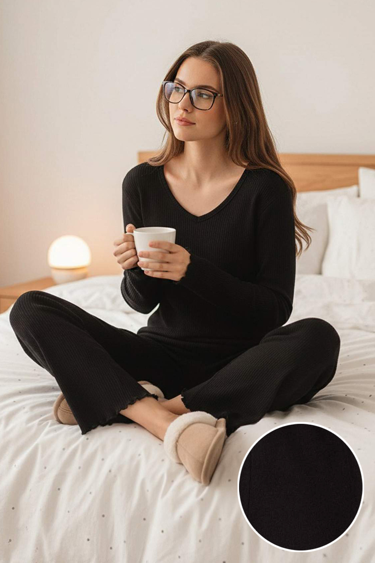 Trendyolmilla  Siyah V Yaka Baby Overloklu Yumuşak Tuşe Fırçalı Kışlık Fitilli Örme Pijama Takımı THMAW26PT00011