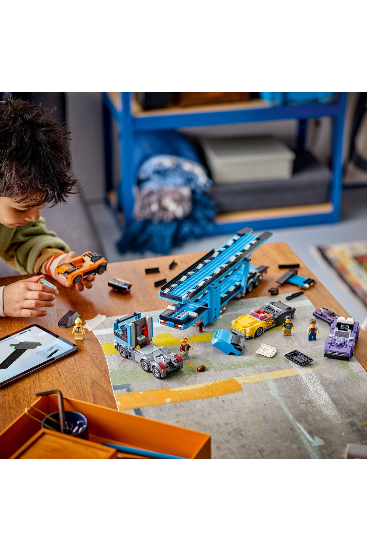 ® کامیون حمل خودرو سیتی کار با خودروهای اسپرت، مجموعه ساختنی ۶۰۴۰۸ برای کودکان ۷ سال به بالا (۹۹۸ قطعه)