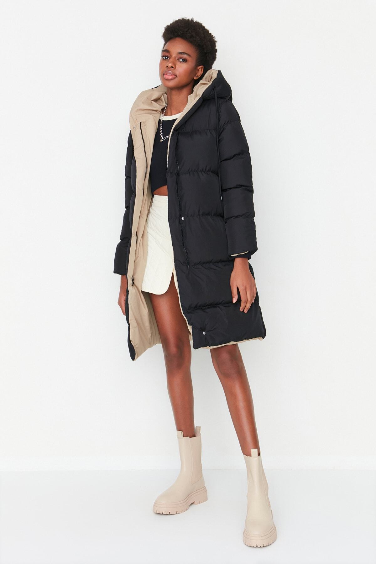 Trendyol Collection Schwarze, reguläre Form, doppelseitig wasserabweisende aufblasbare Jacke TWOAW26MO00089
