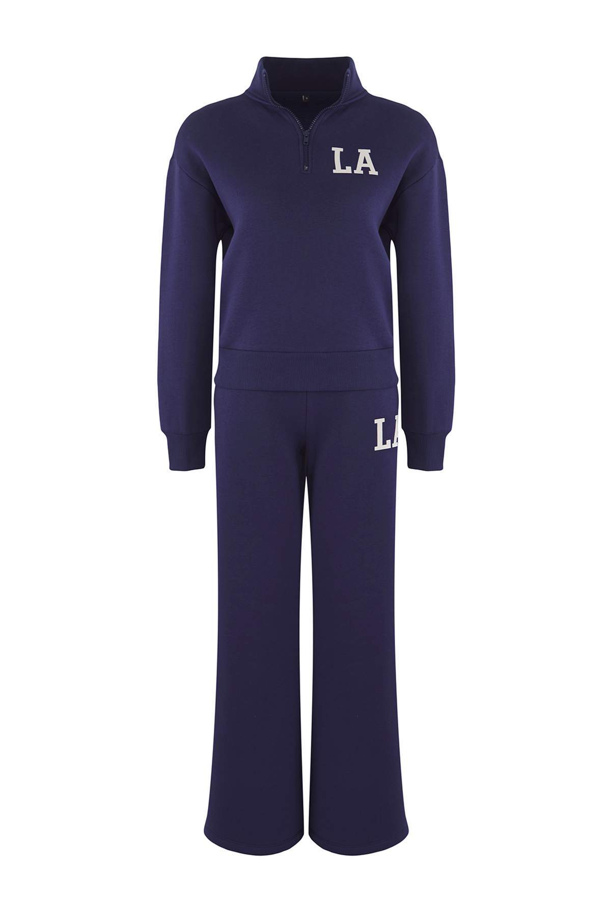 Trendyolmilla  Teen Lacivert Nakışlı Dik Yaka Fermuarlı Wideleg/Geniş Paça Örme Eşofman Takımı TWOAW26AU00081 - Görsel 5