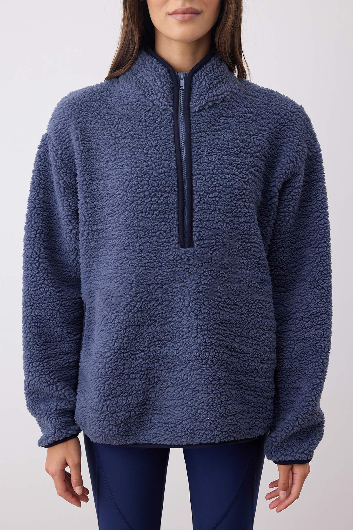 Trendyolmilla  Indigo Peluş Örme Spor Sweatshirt THMAW23SW00021 - Görsel 3