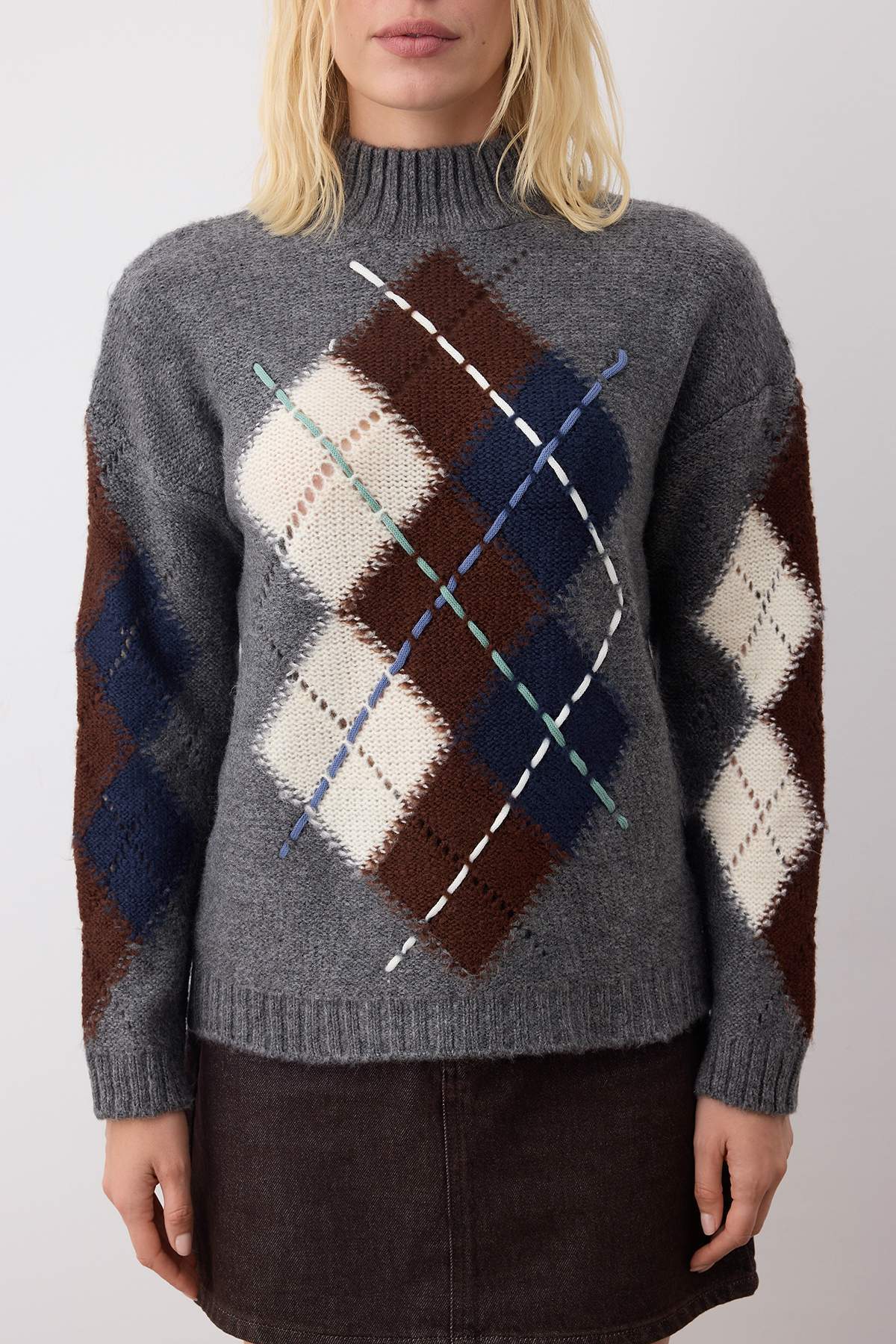 Trendyolmilla  Koyu Gri Baklava Desenli Yumuşak Dokulu Triko Kazak TWOAW26KZ00235 - Görsel 3