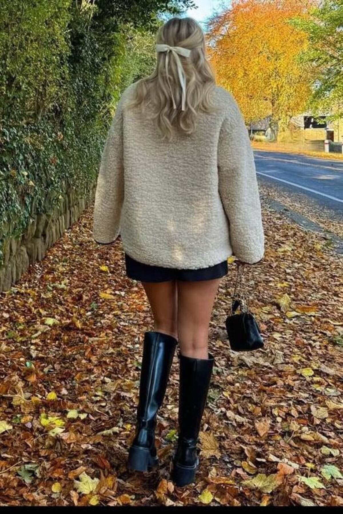 Madmext  Bej Düğmeli Peluş Kadın Mont Mg2531 - Görsel 2