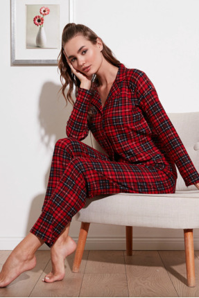 PİJAMUS Kadın Kırmızı-Lacivert Ekoseli Uzun Kollu Biyeli Düğmeli Pijama Takım