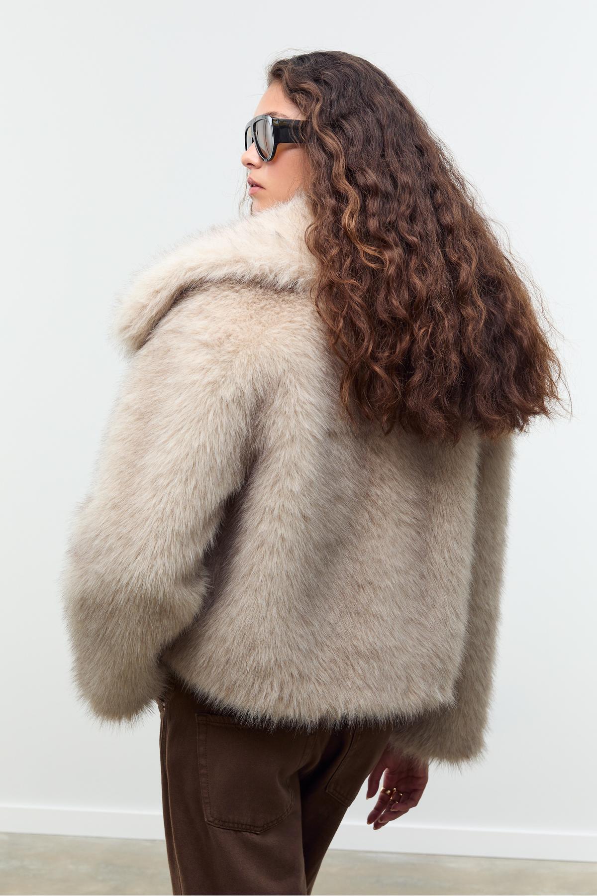 Stradivarius Crop suni kürk ceket