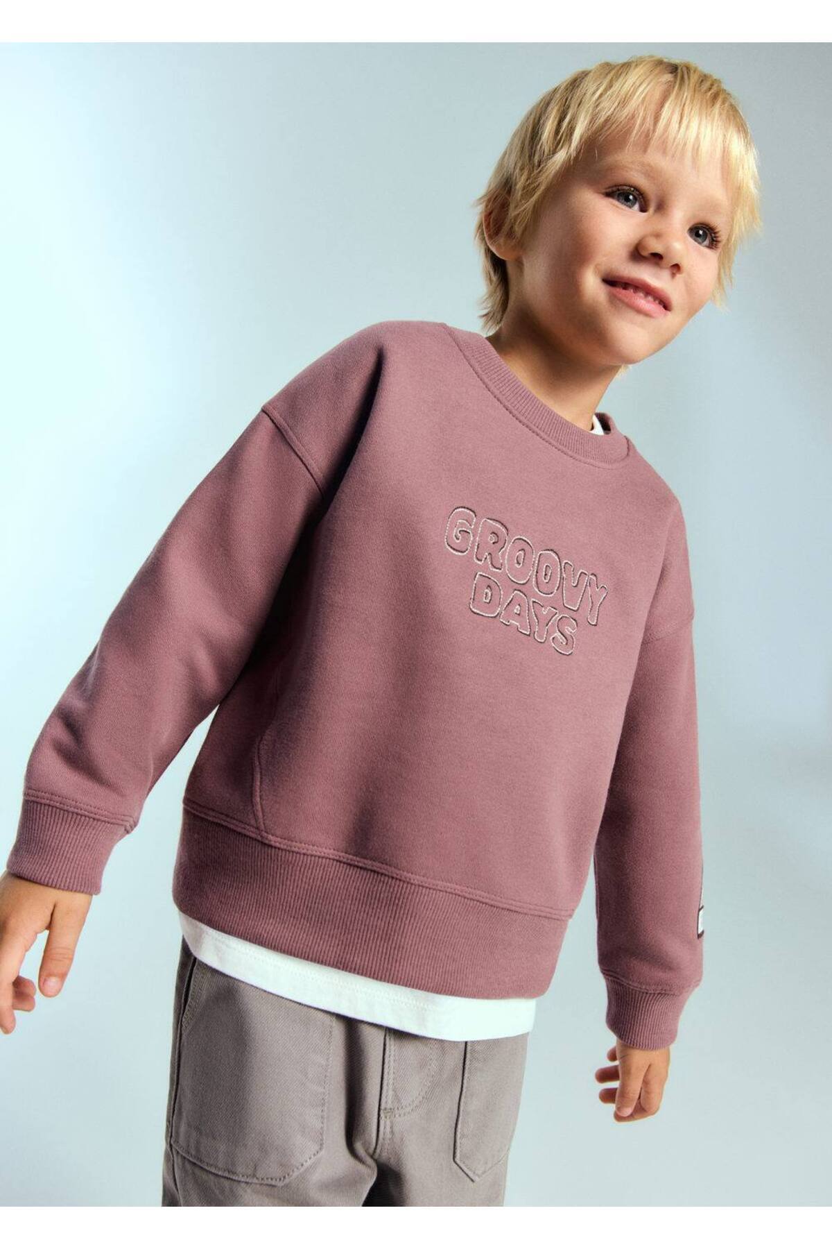 سویشرت نخی گلدوزی شده  سویشرت نخی گلدوزی شده