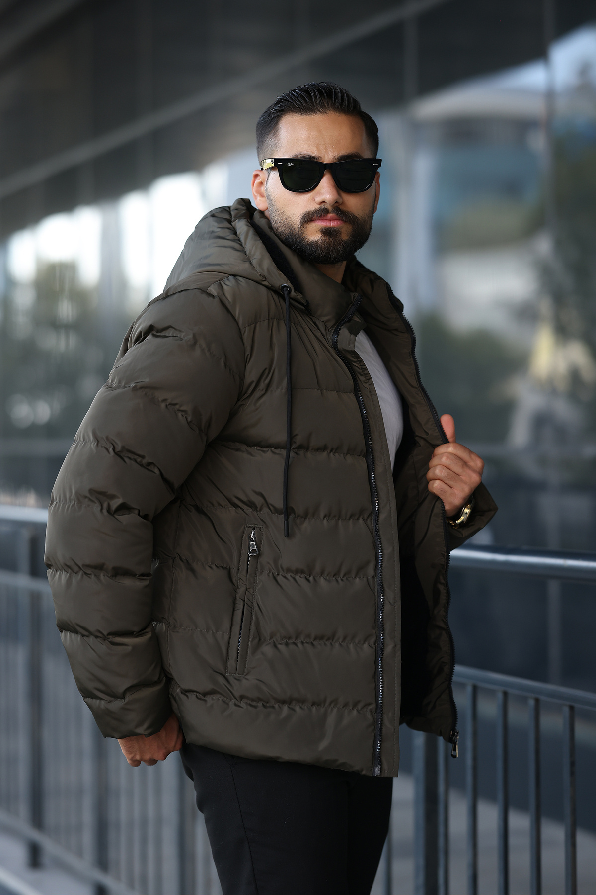 کاپشن  TYC55F2797626F5110